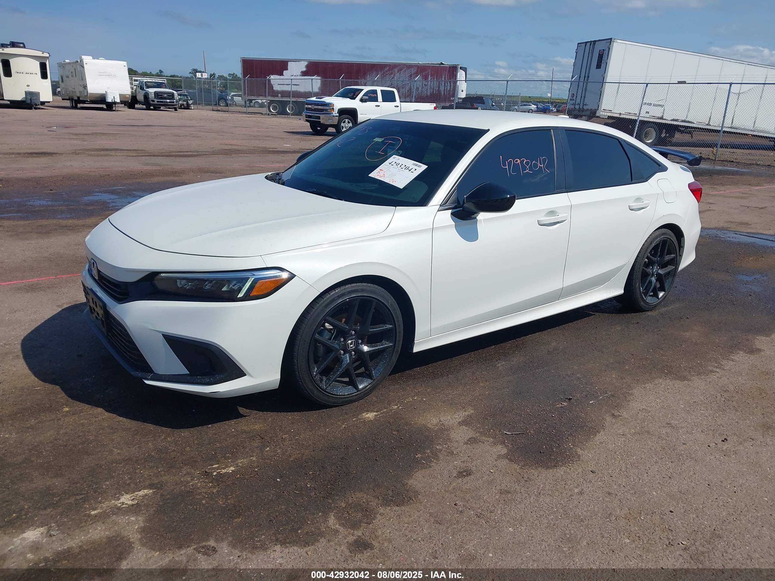 HONDA CIVIC image 2
