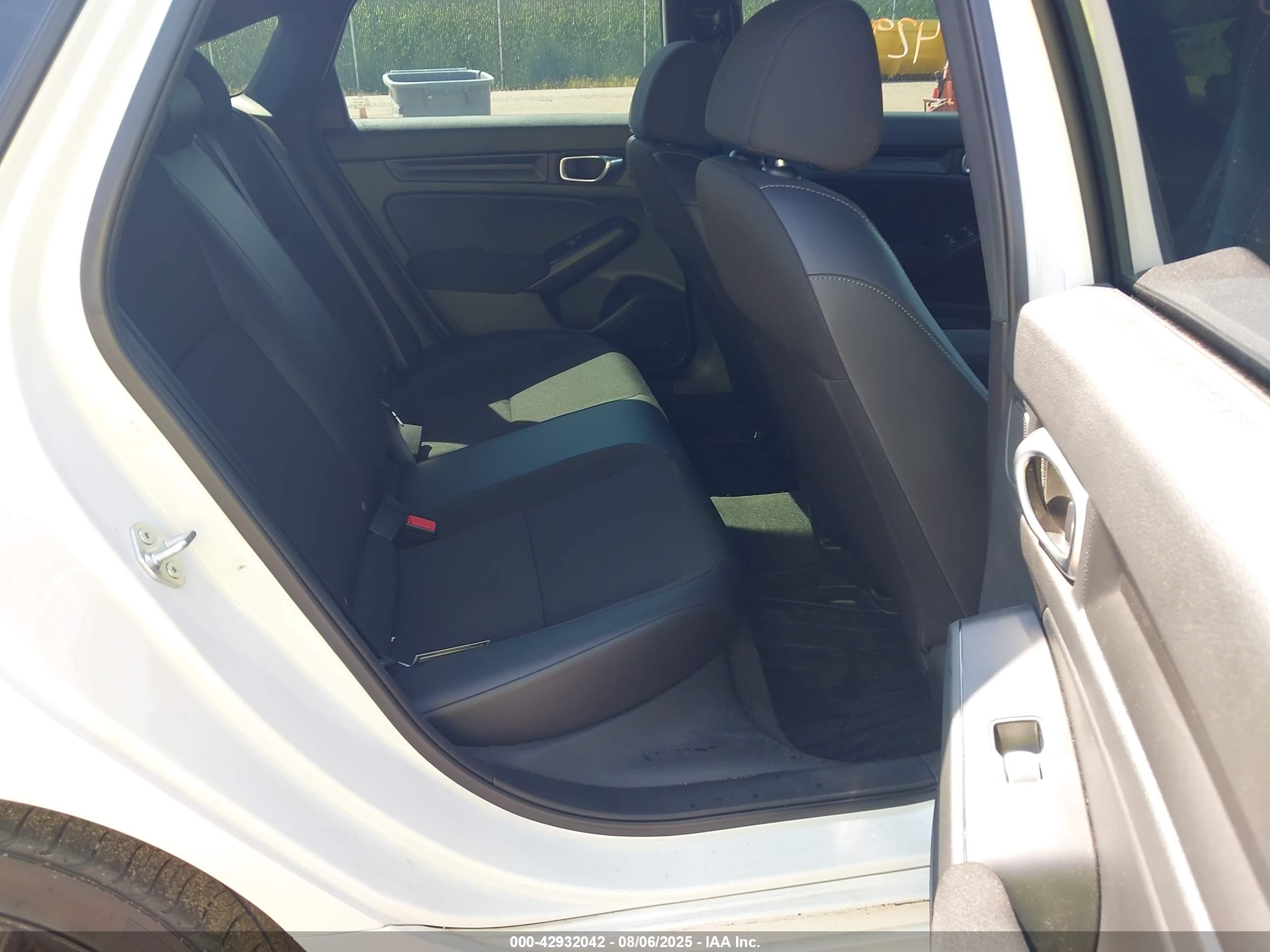 HONDA CIVIC image 8
