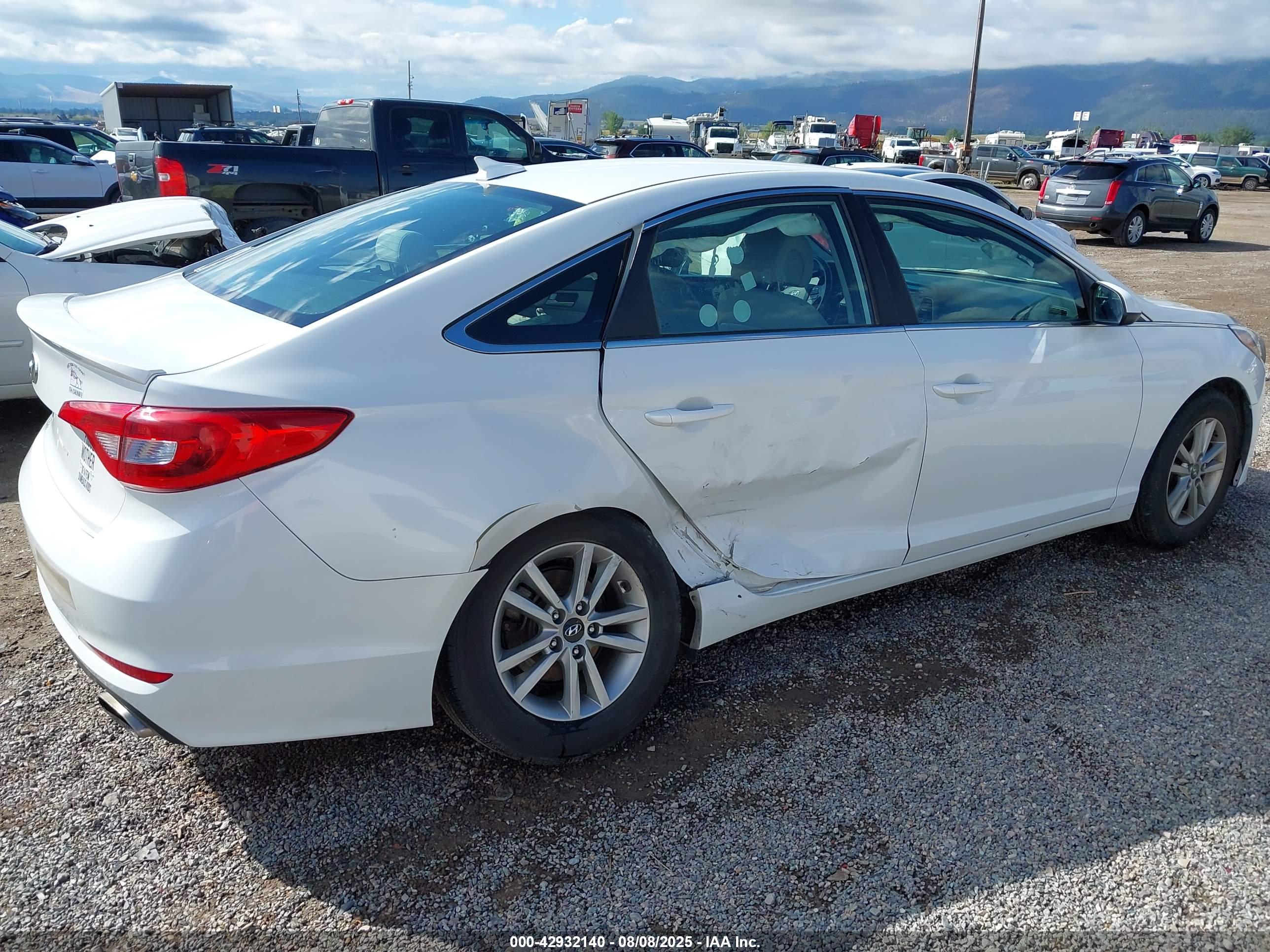 HYUNDAI SONATA image 6