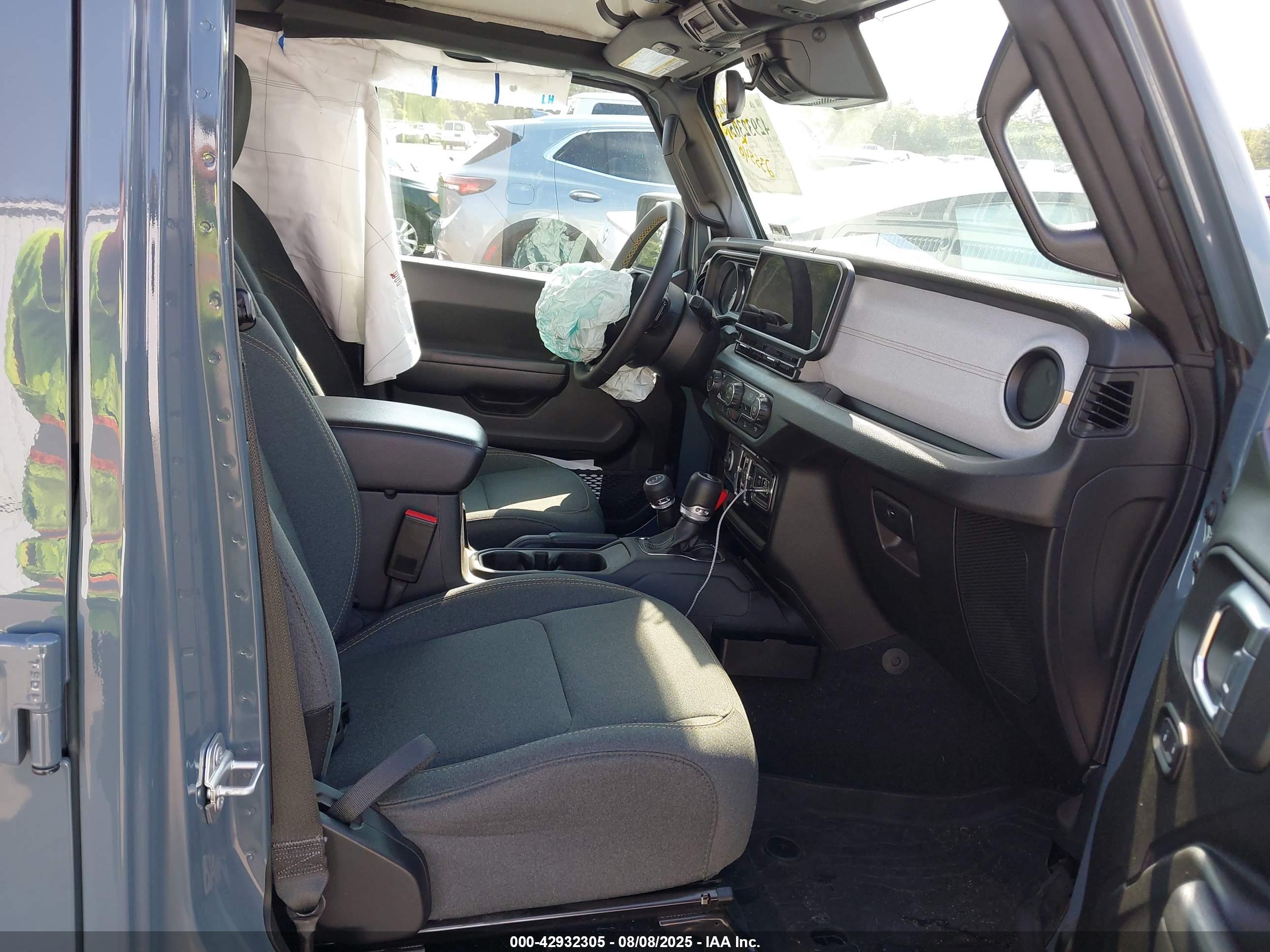 JEEP WRANGLER image 5