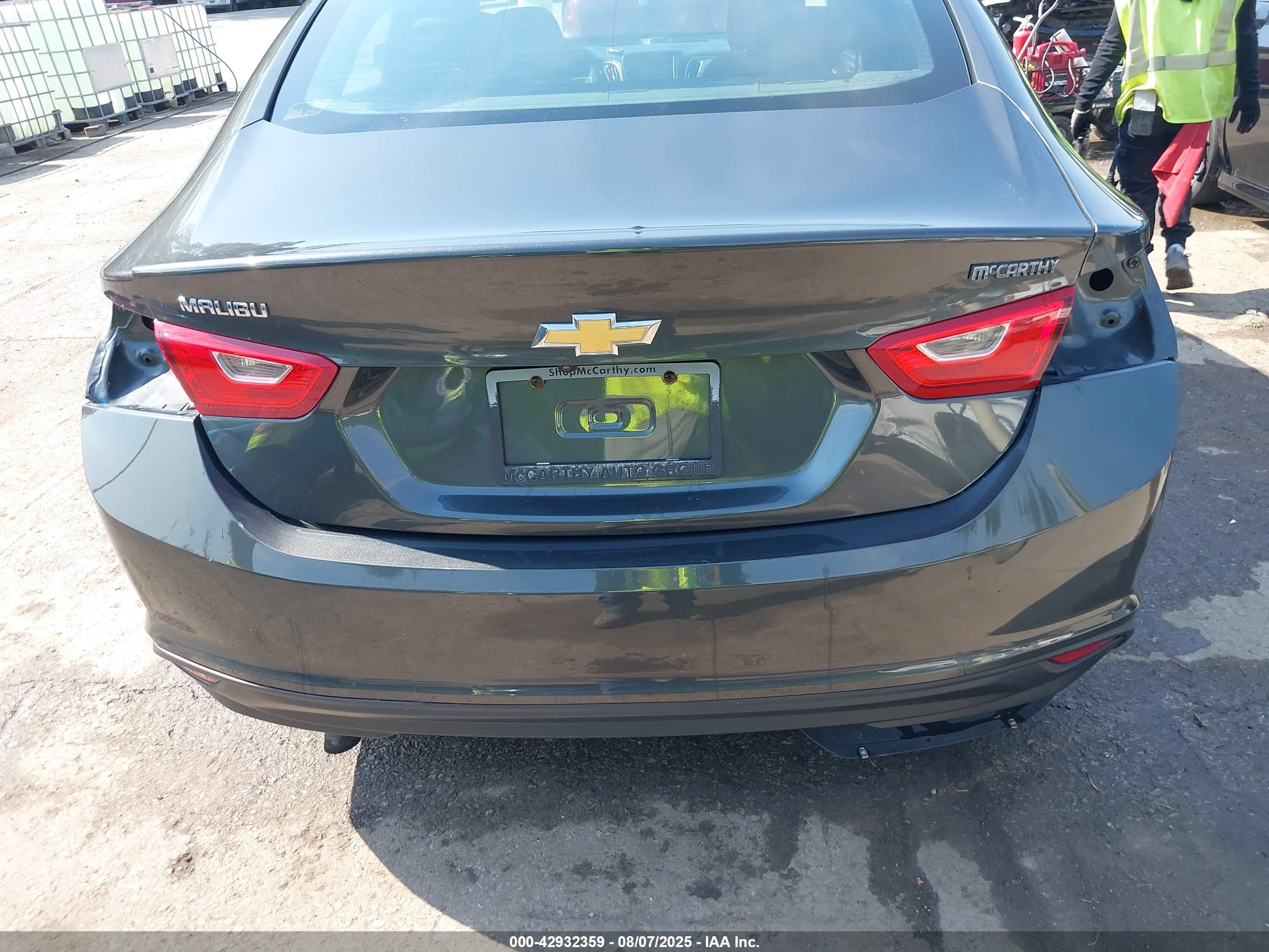 CHEVROLET MALIBU image 6