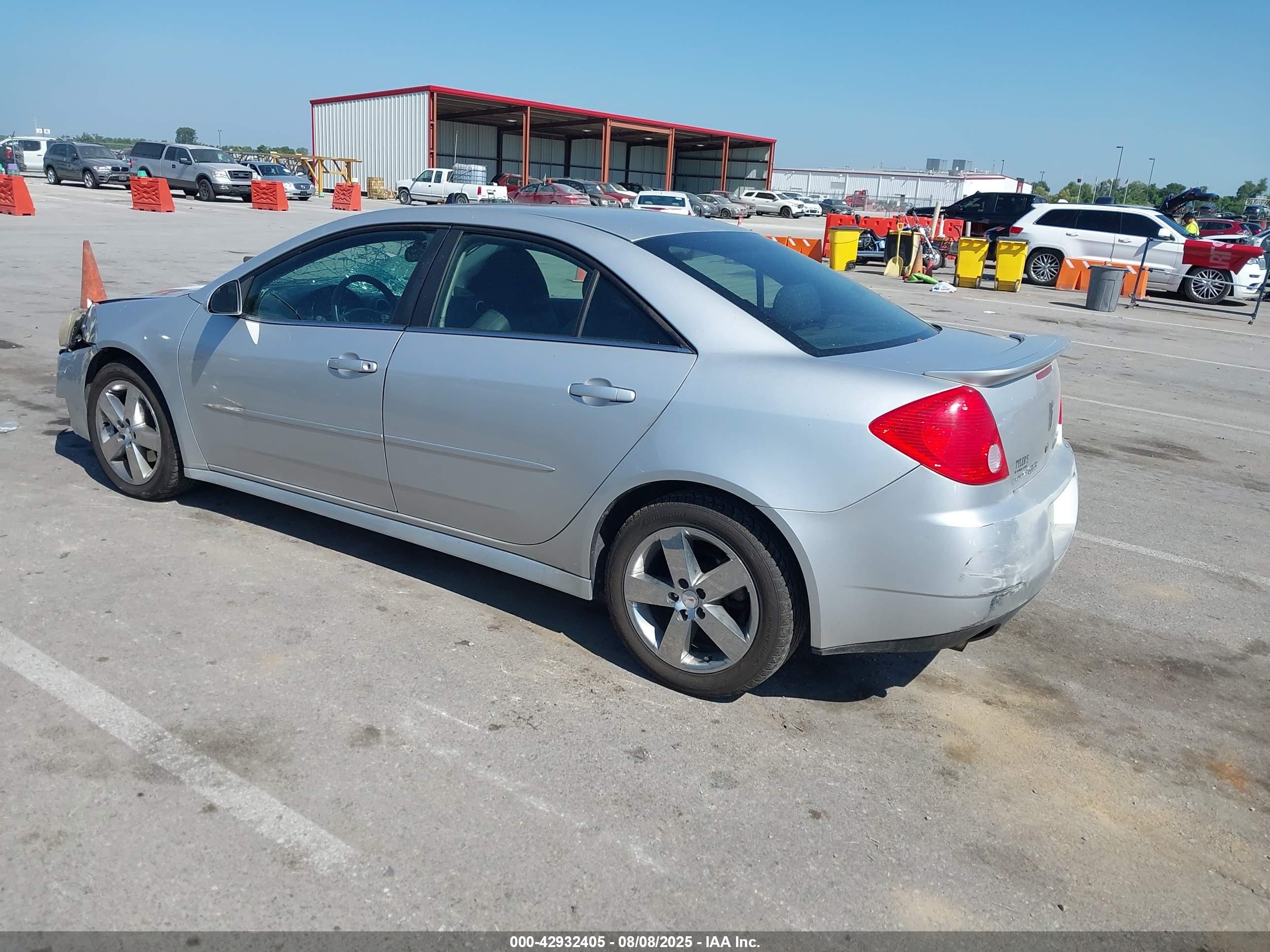 PONTIAC G6 image 3