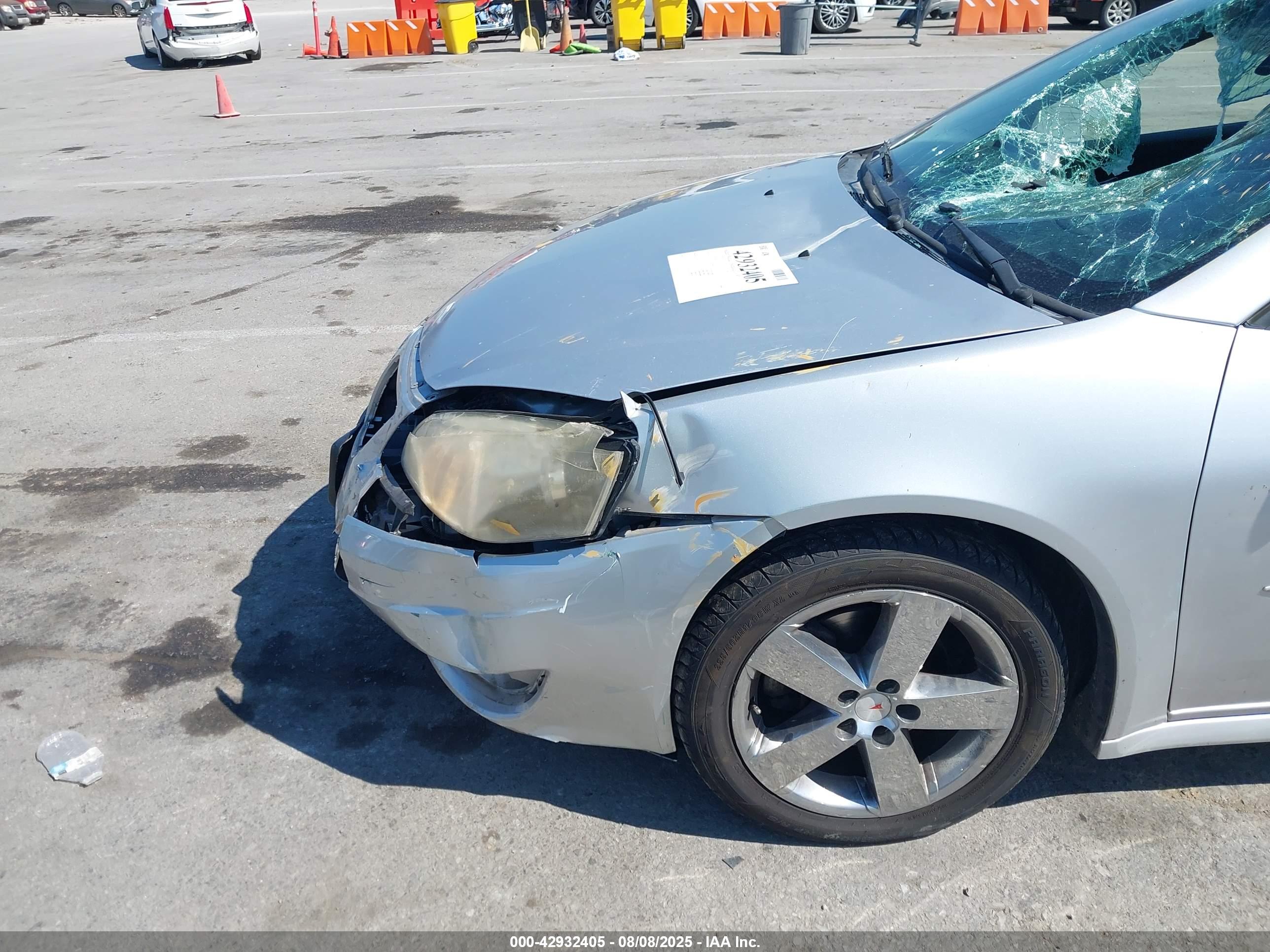 PONTIAC G6 image 6