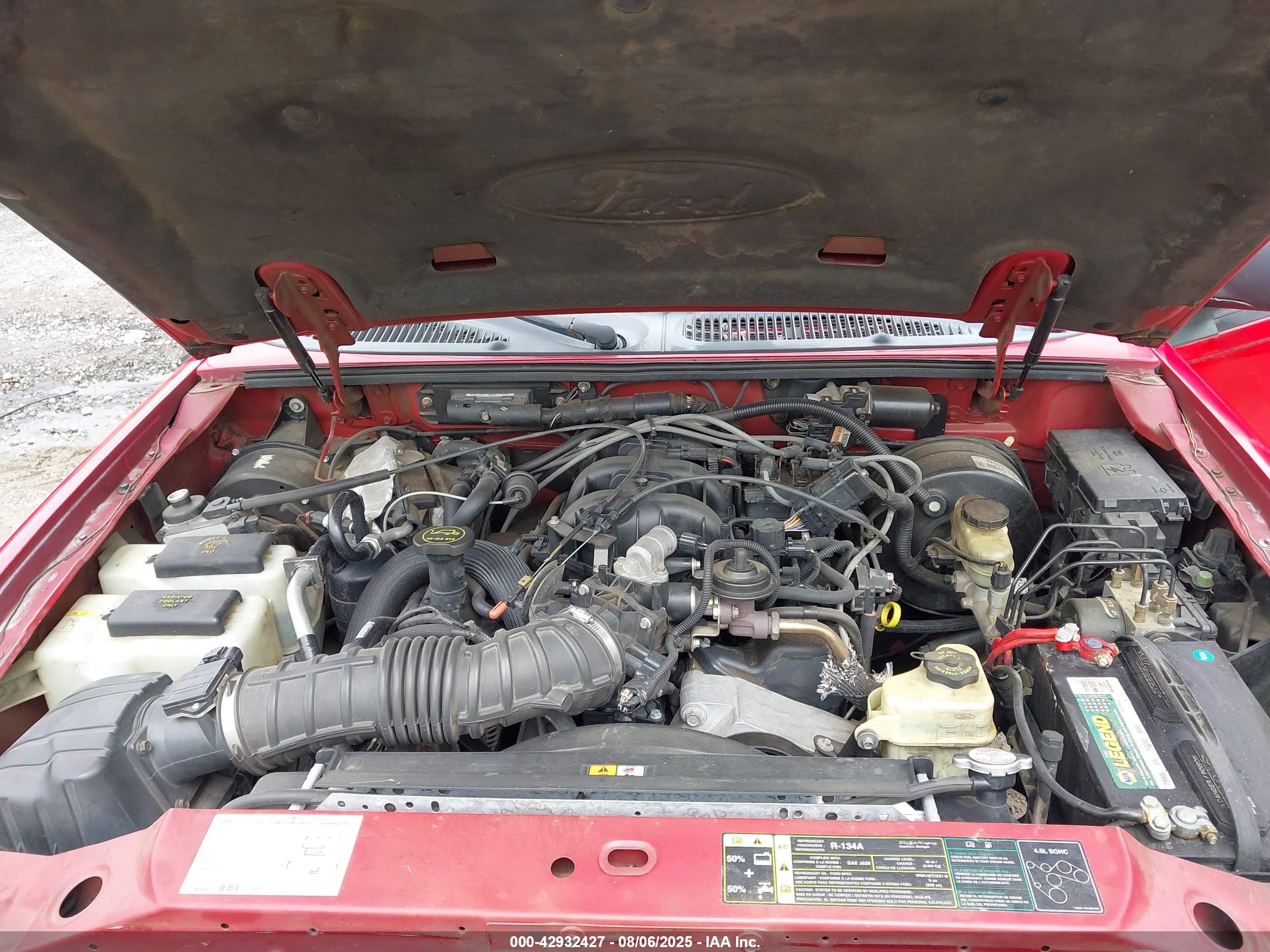 FORD EXPLORER image 10