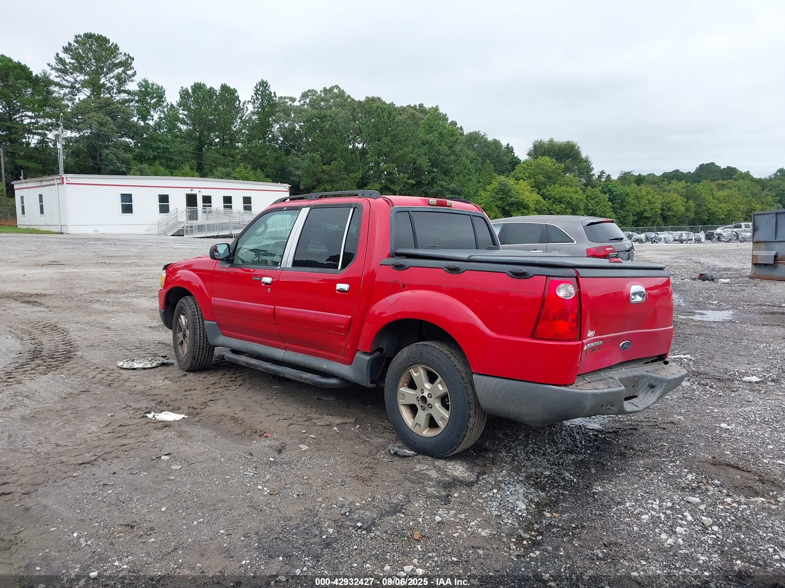 FORD EXPLORER image 3