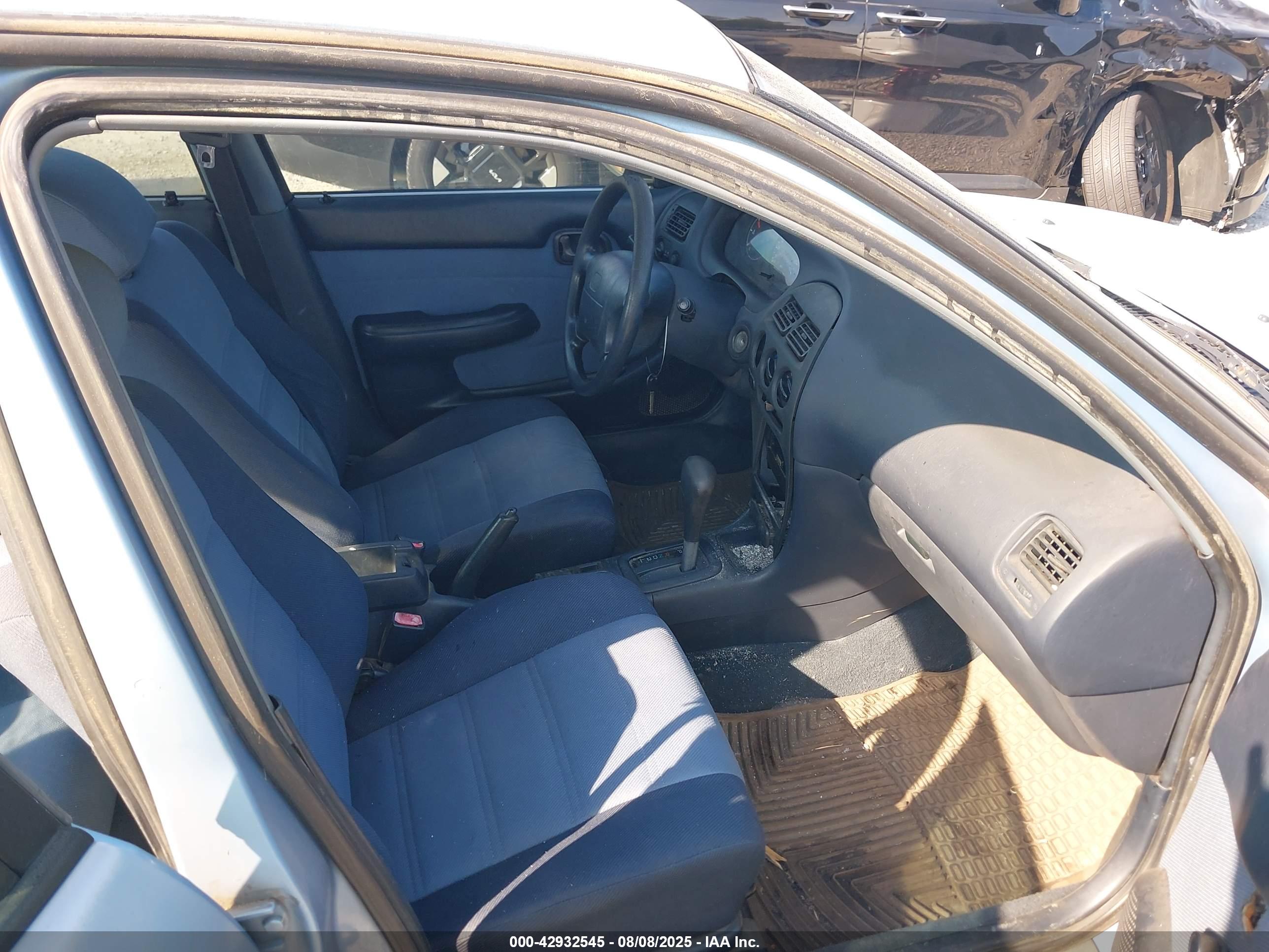 GEO PRIZM image 5