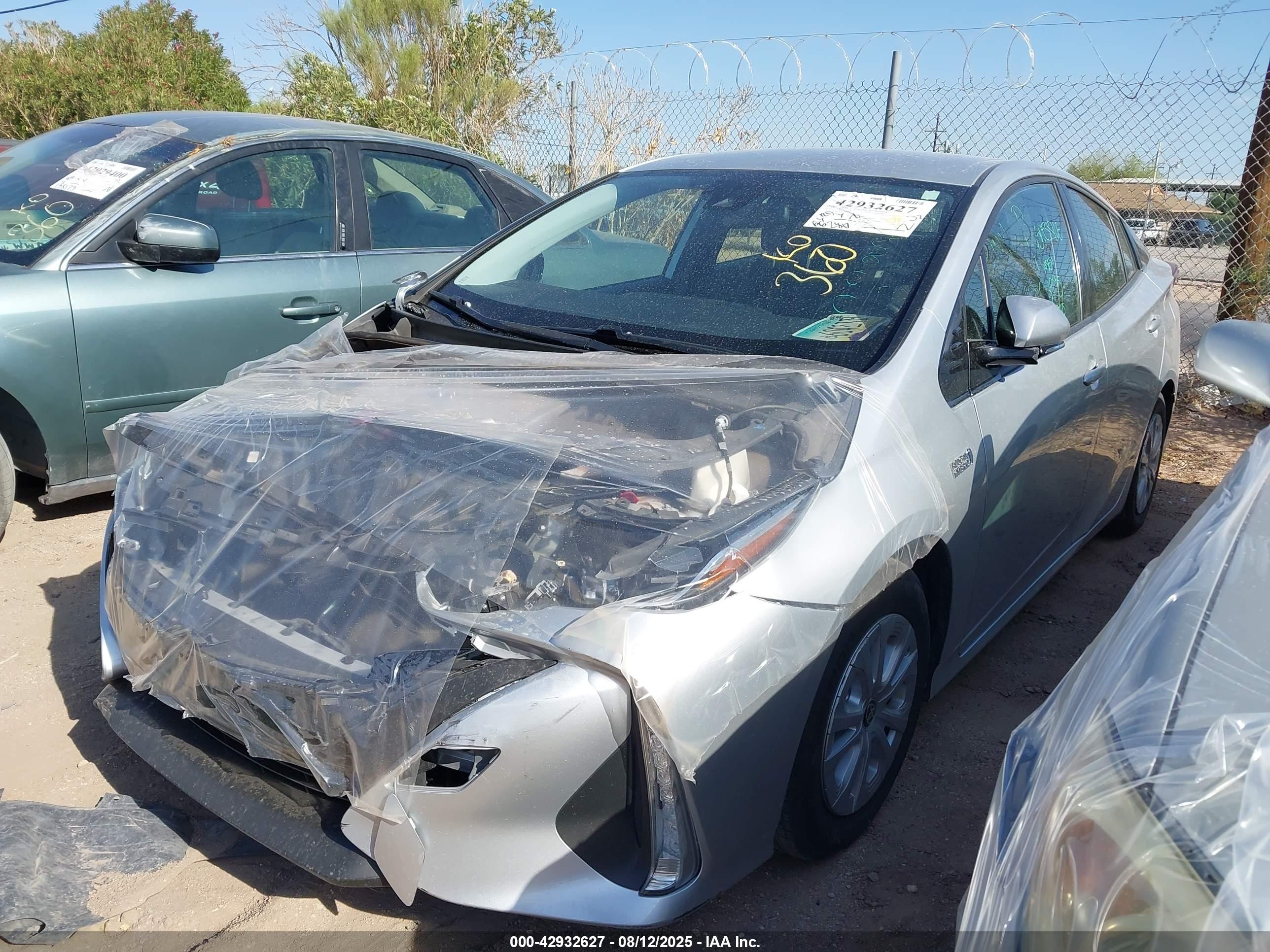 TOYOTA PRIUS image 2