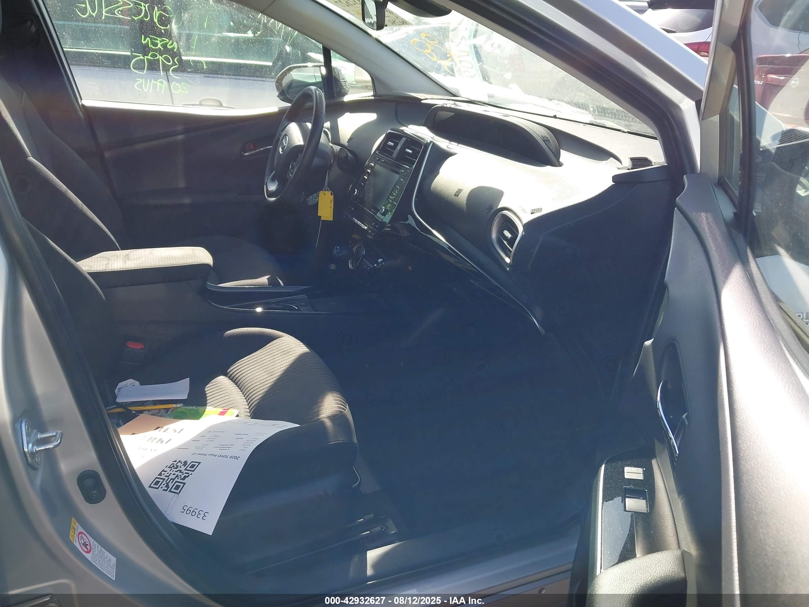 TOYOTA PRIUS image 5