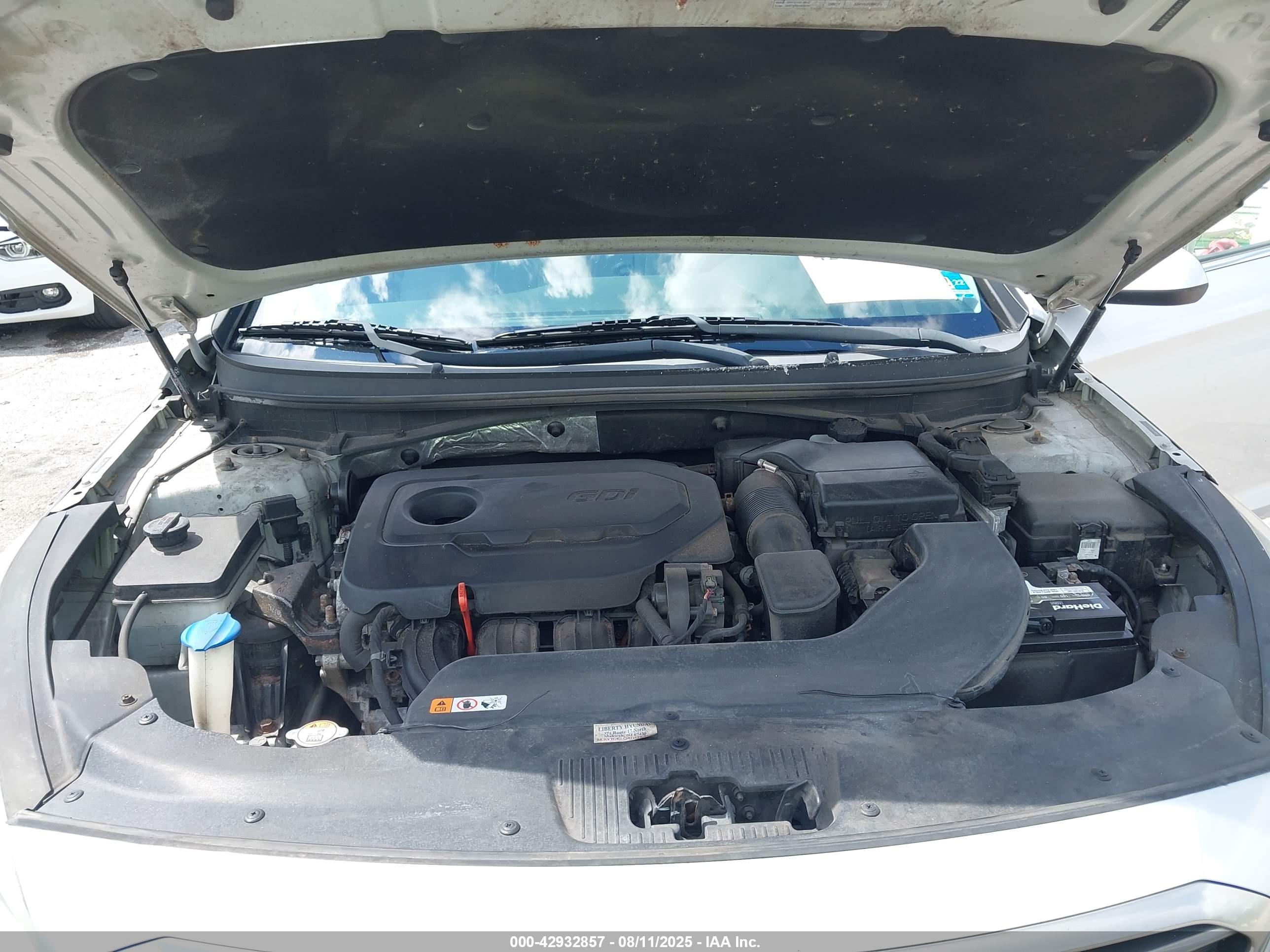 HYUNDAI SONATA image 10