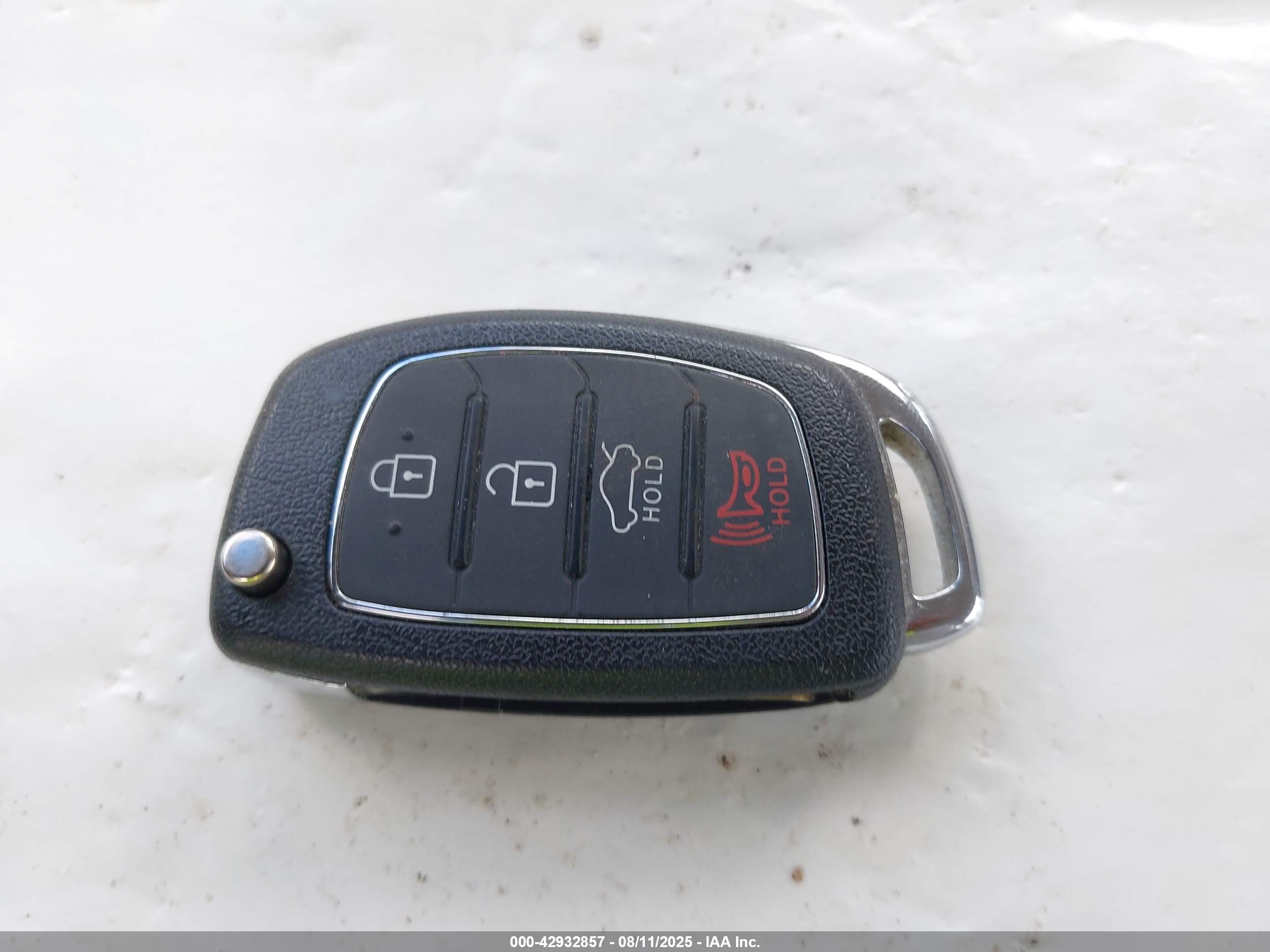 HYUNDAI SONATA image 11