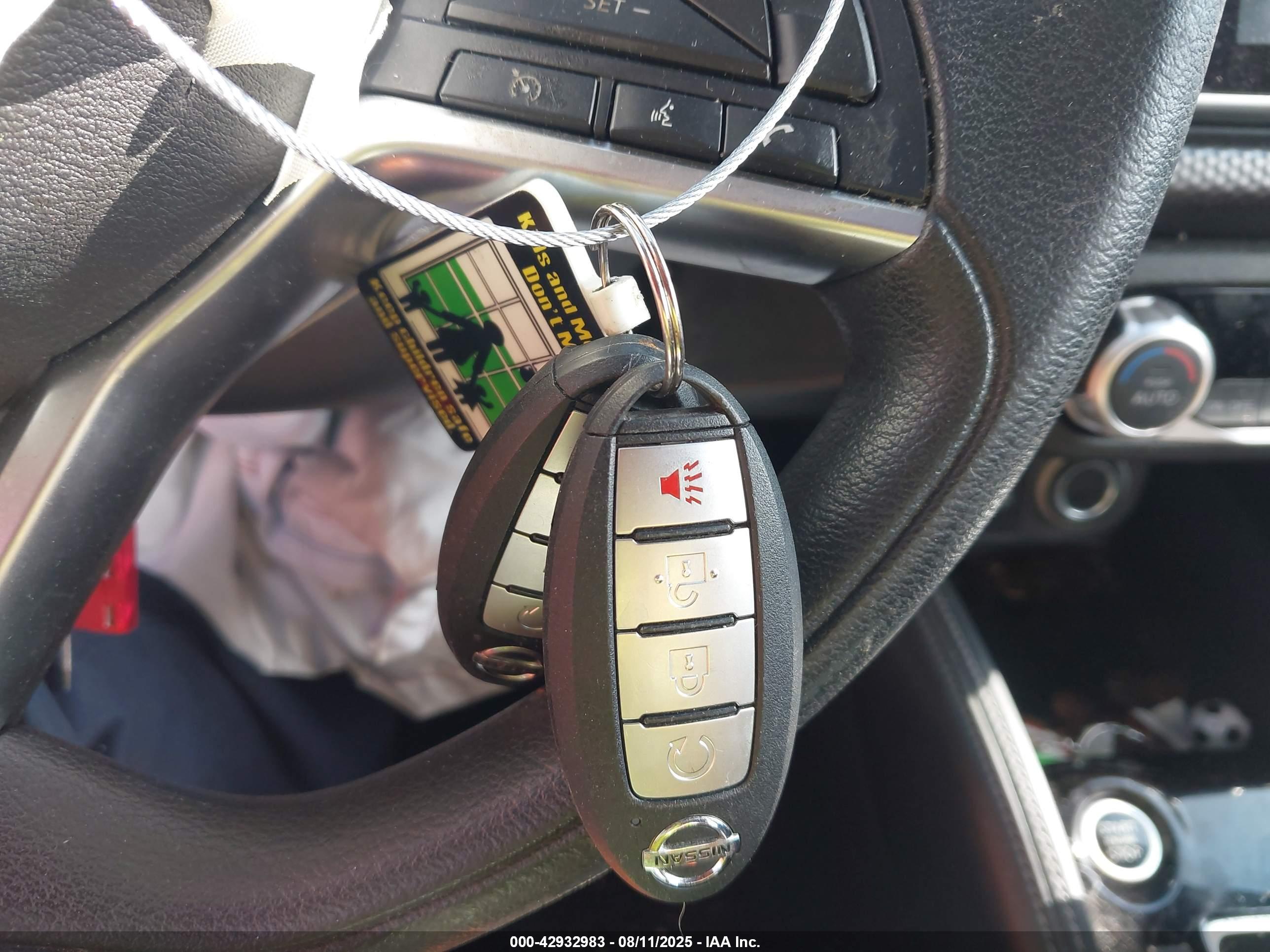 NISSAN KICKS image 11