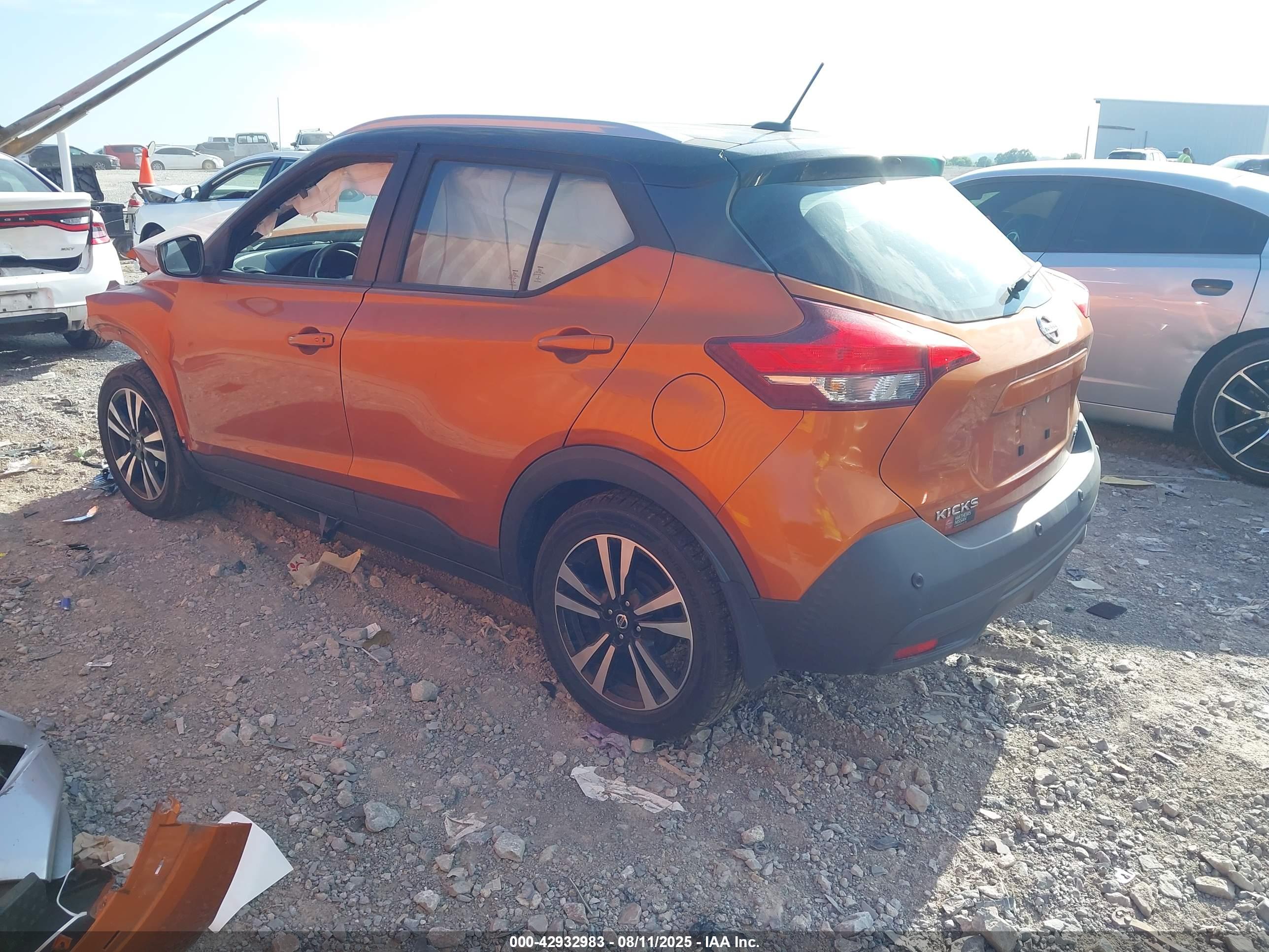 NISSAN KICKS image 3