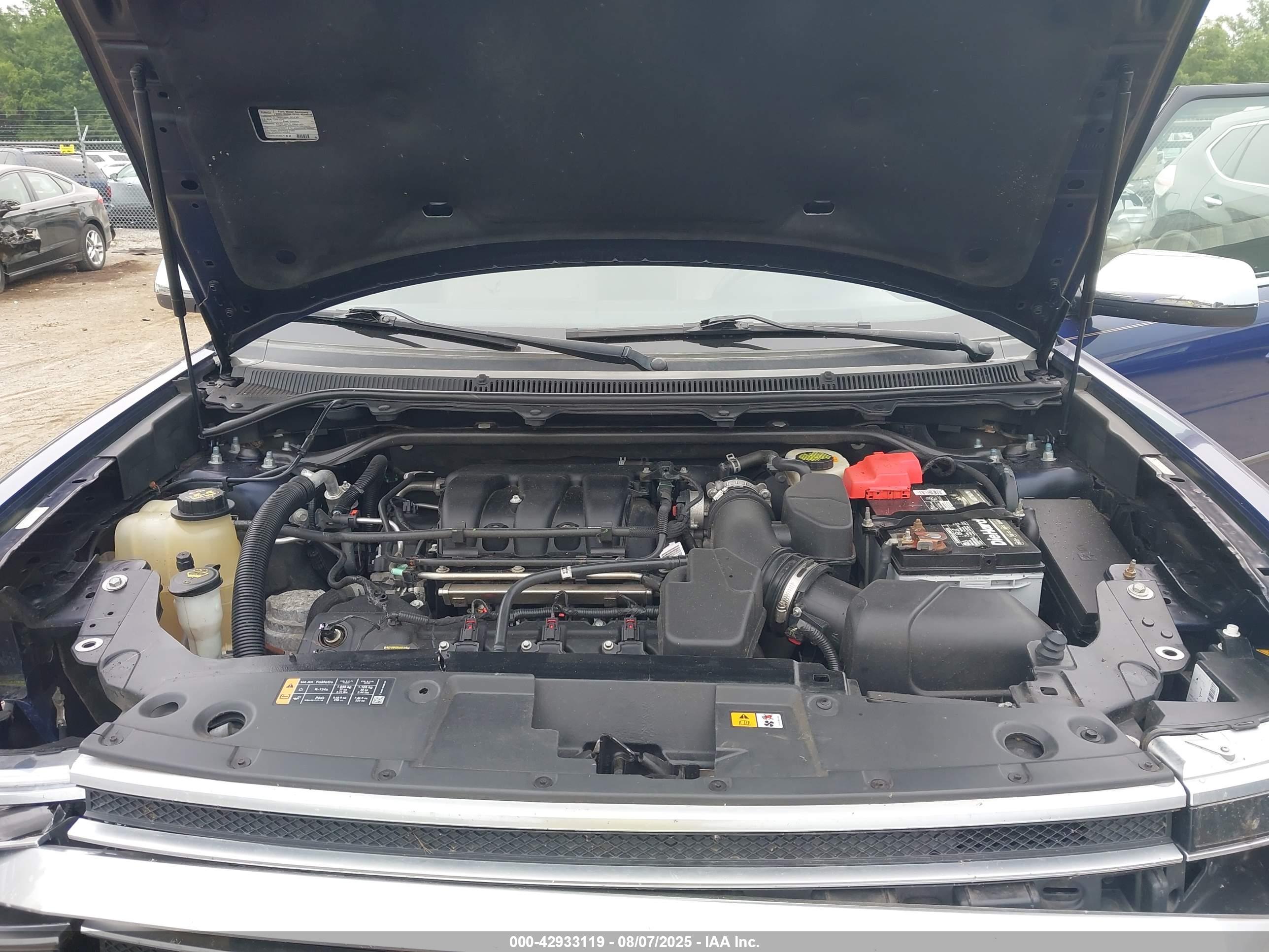 FORD FLEX image 10