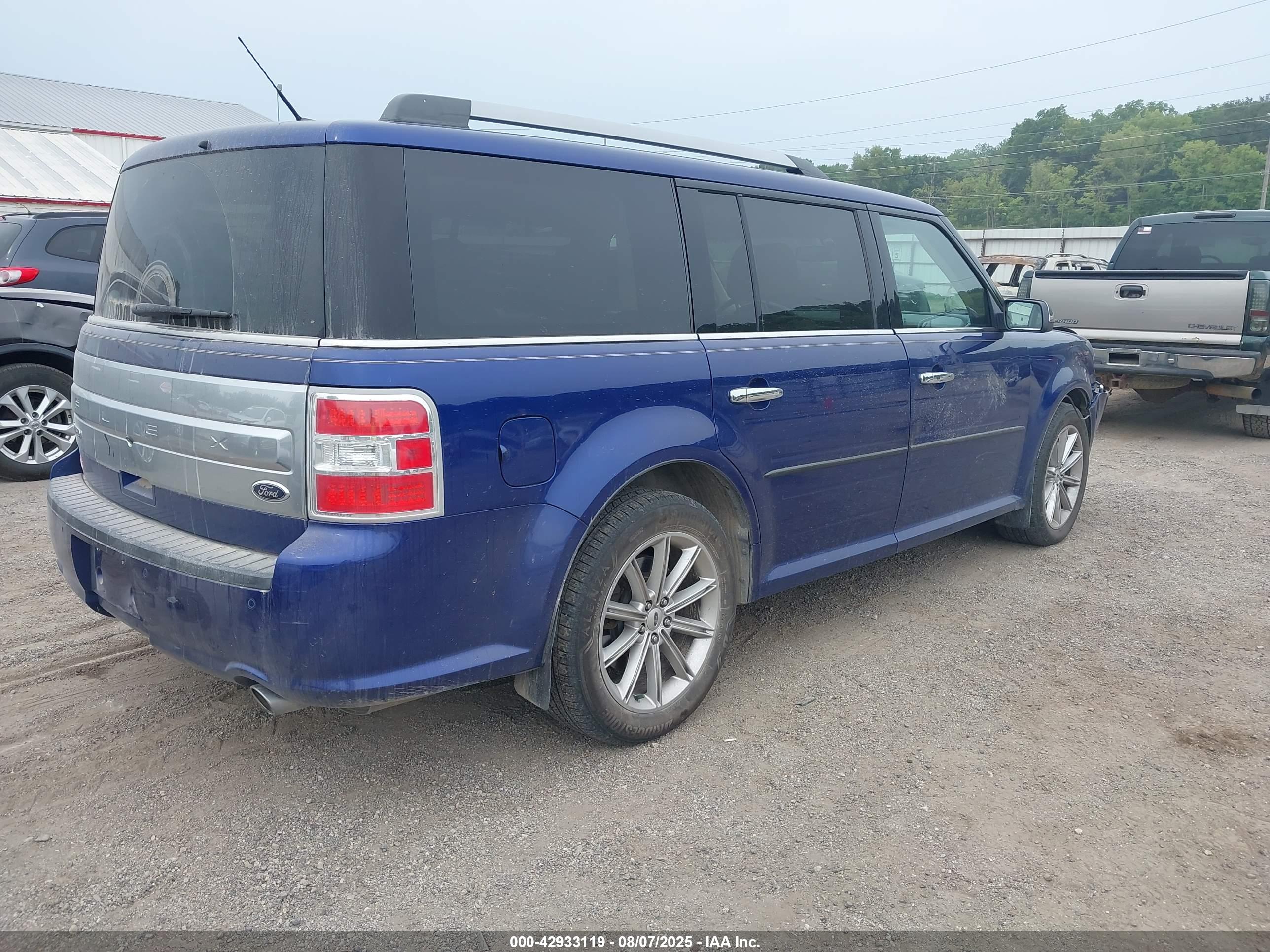 FORD FLEX image 4