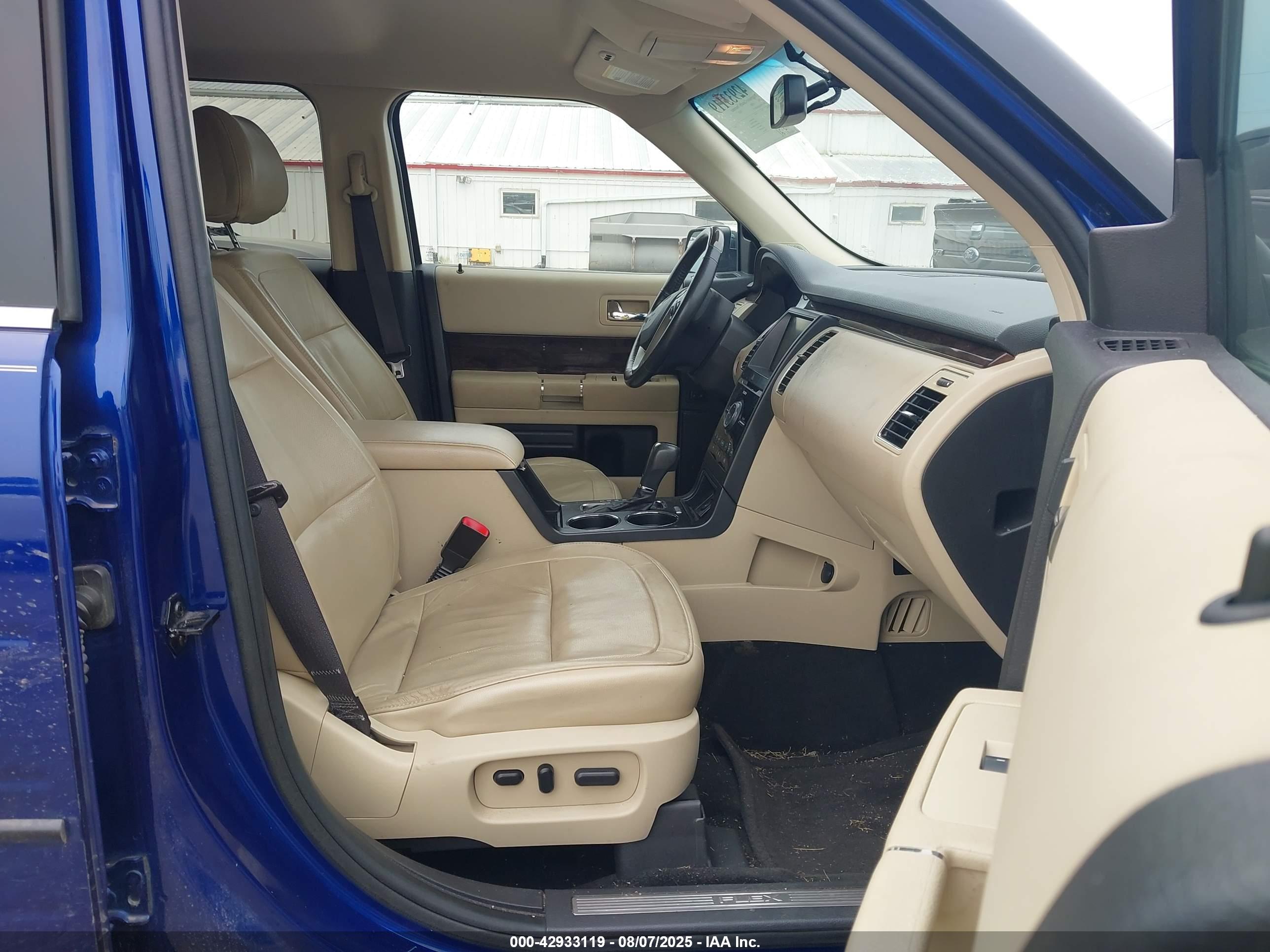 FORD FLEX image 5