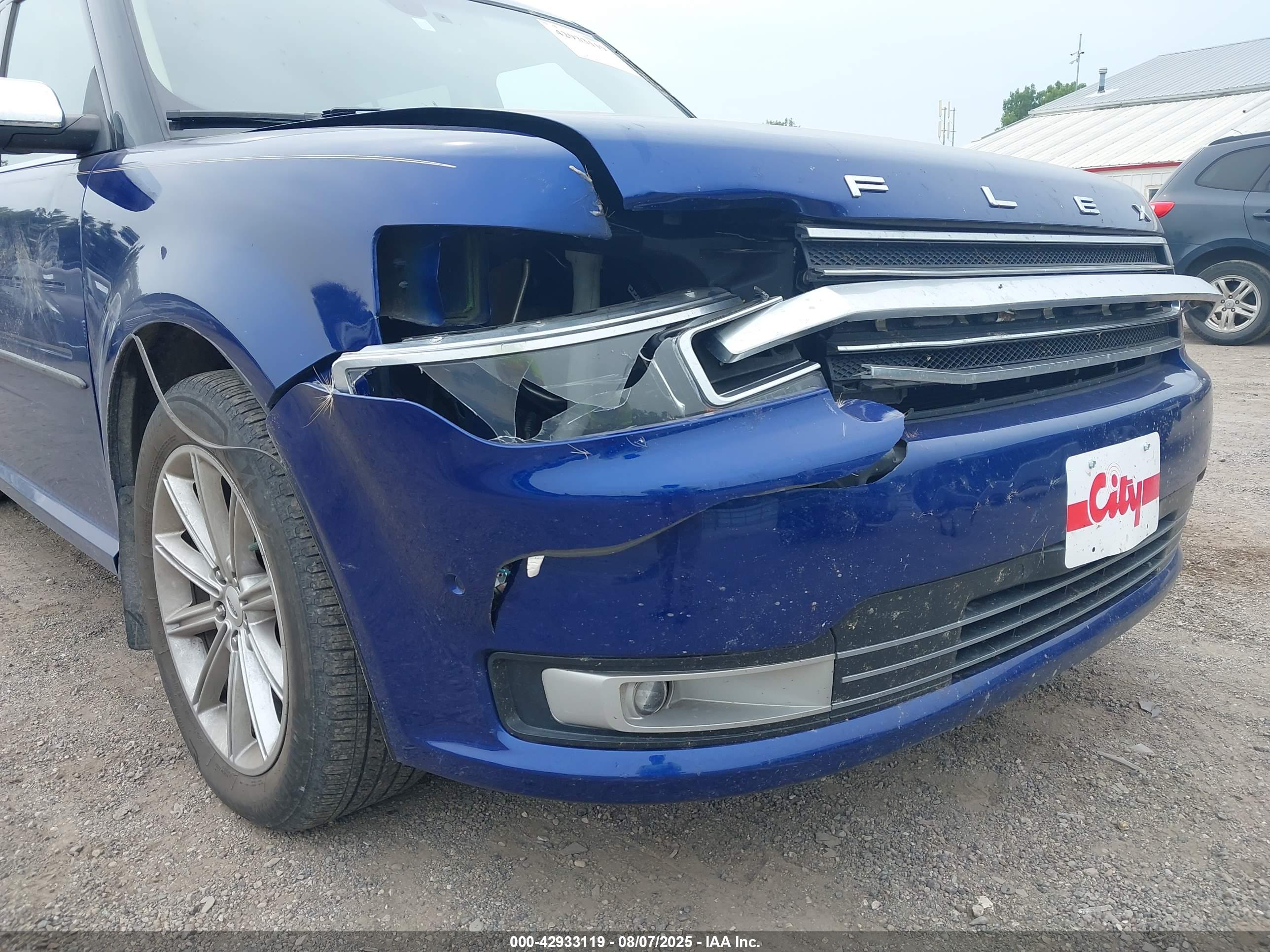 FORD FLEX image 6