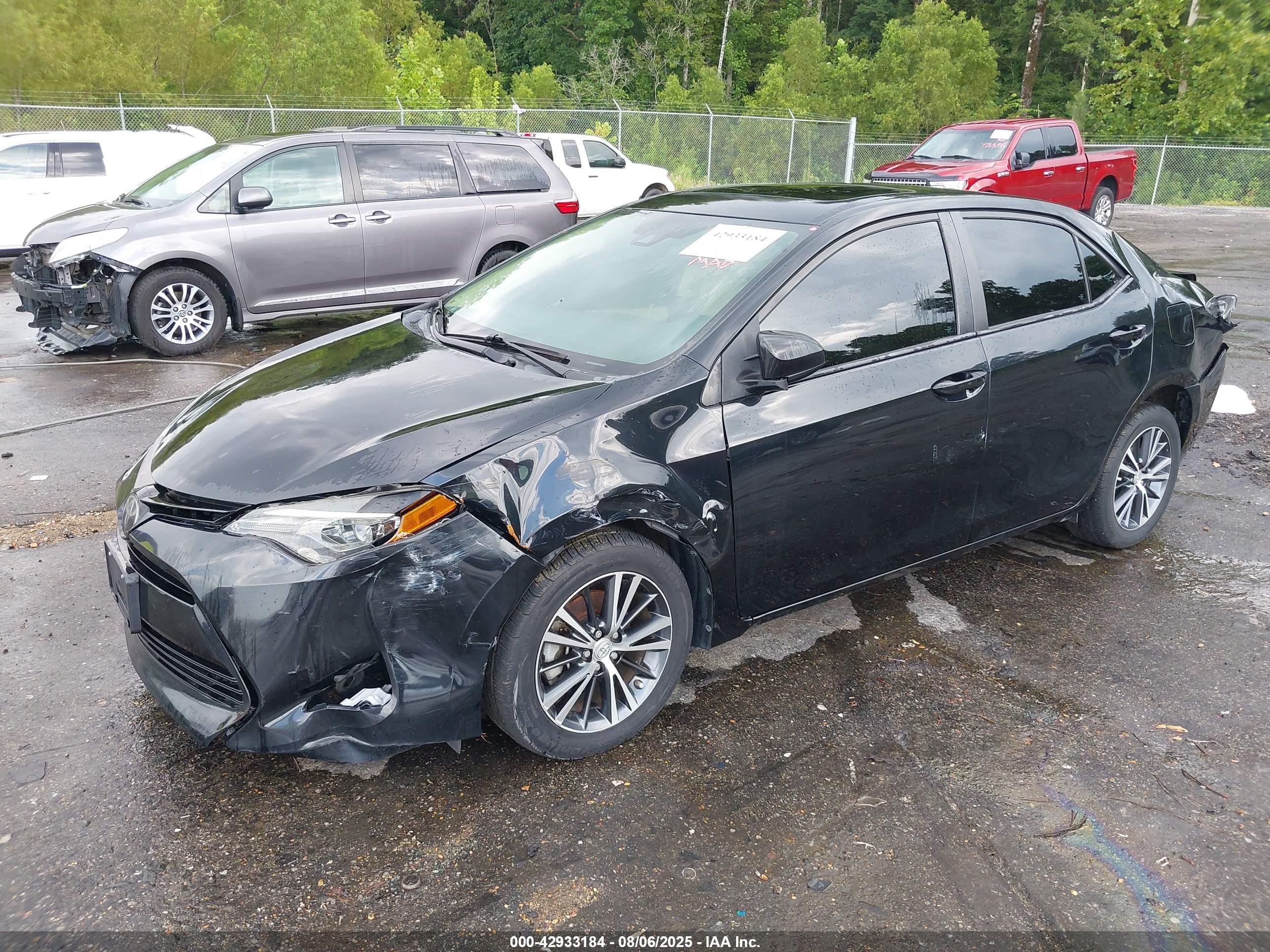 TOYOTA COROLLA image 2