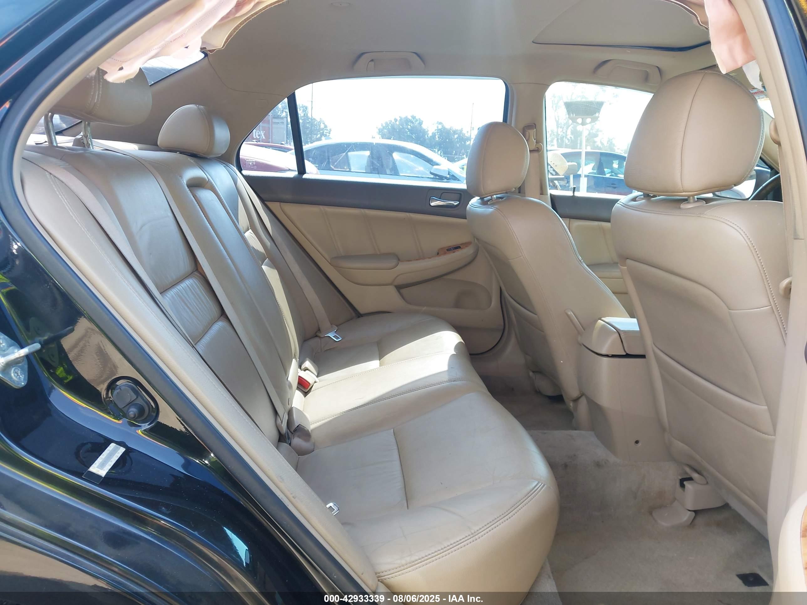 HONDA ACCORD image 8