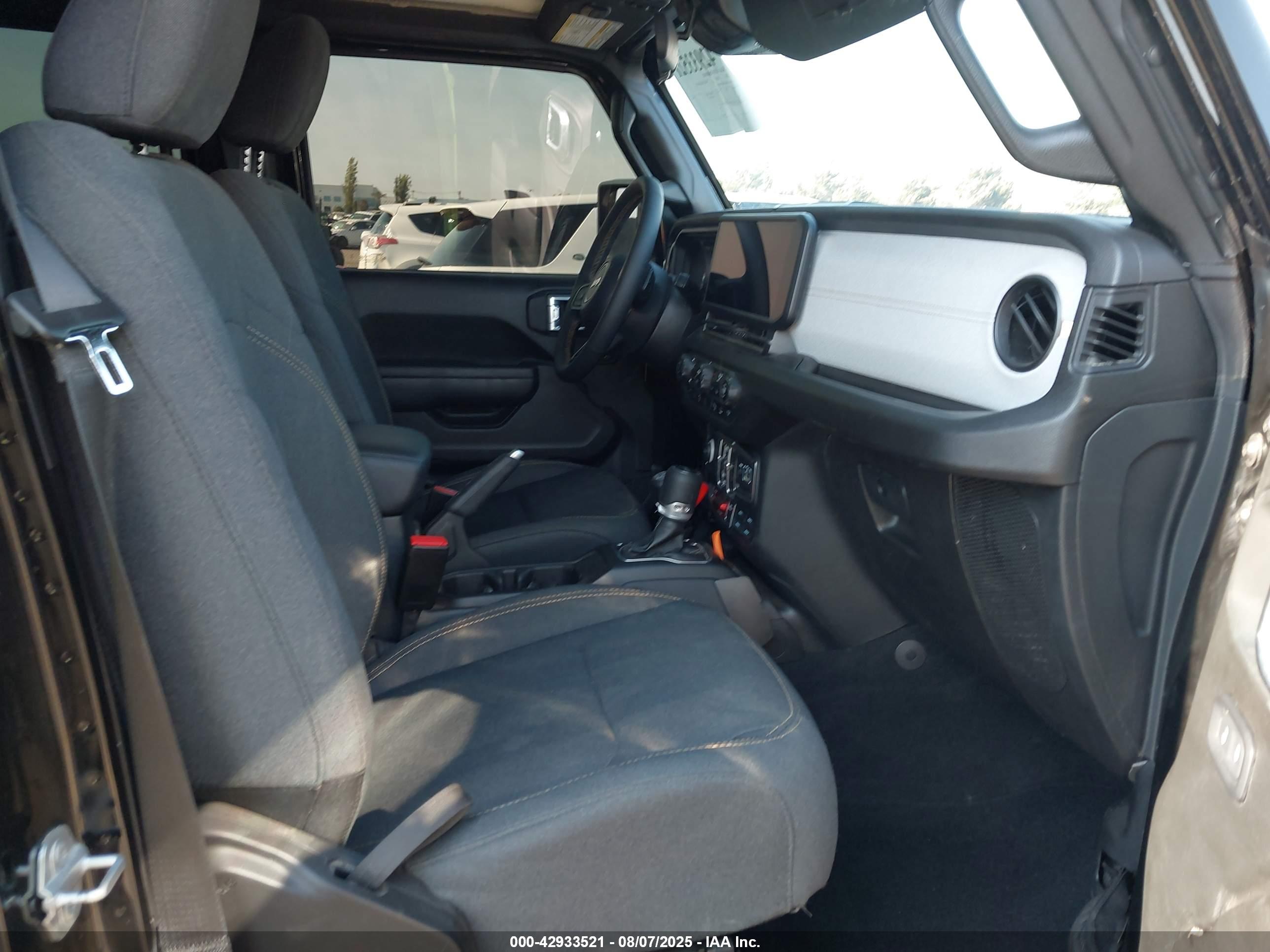 JEEP WRANGLER image 5