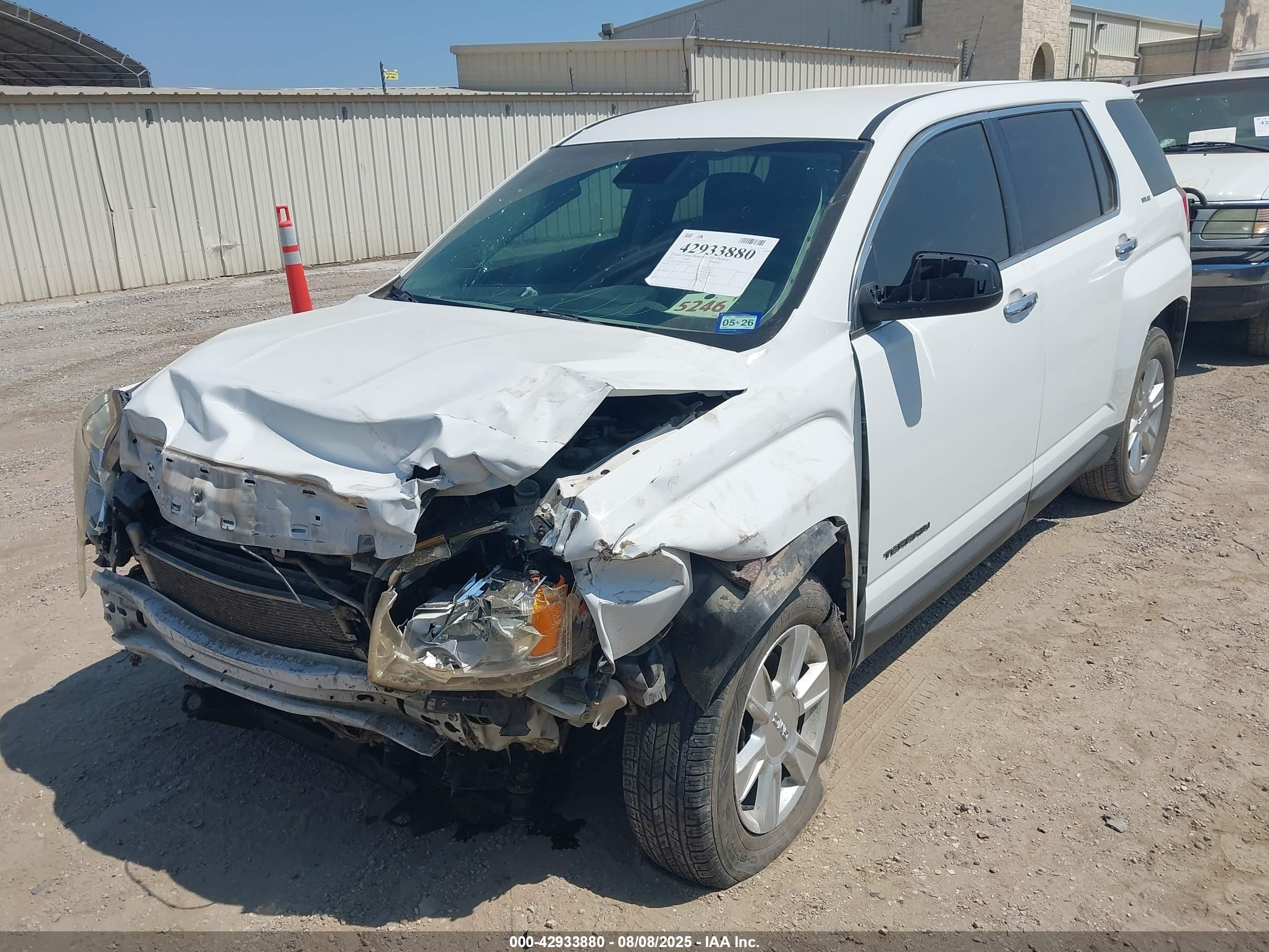 GMC TERRAIN image 2