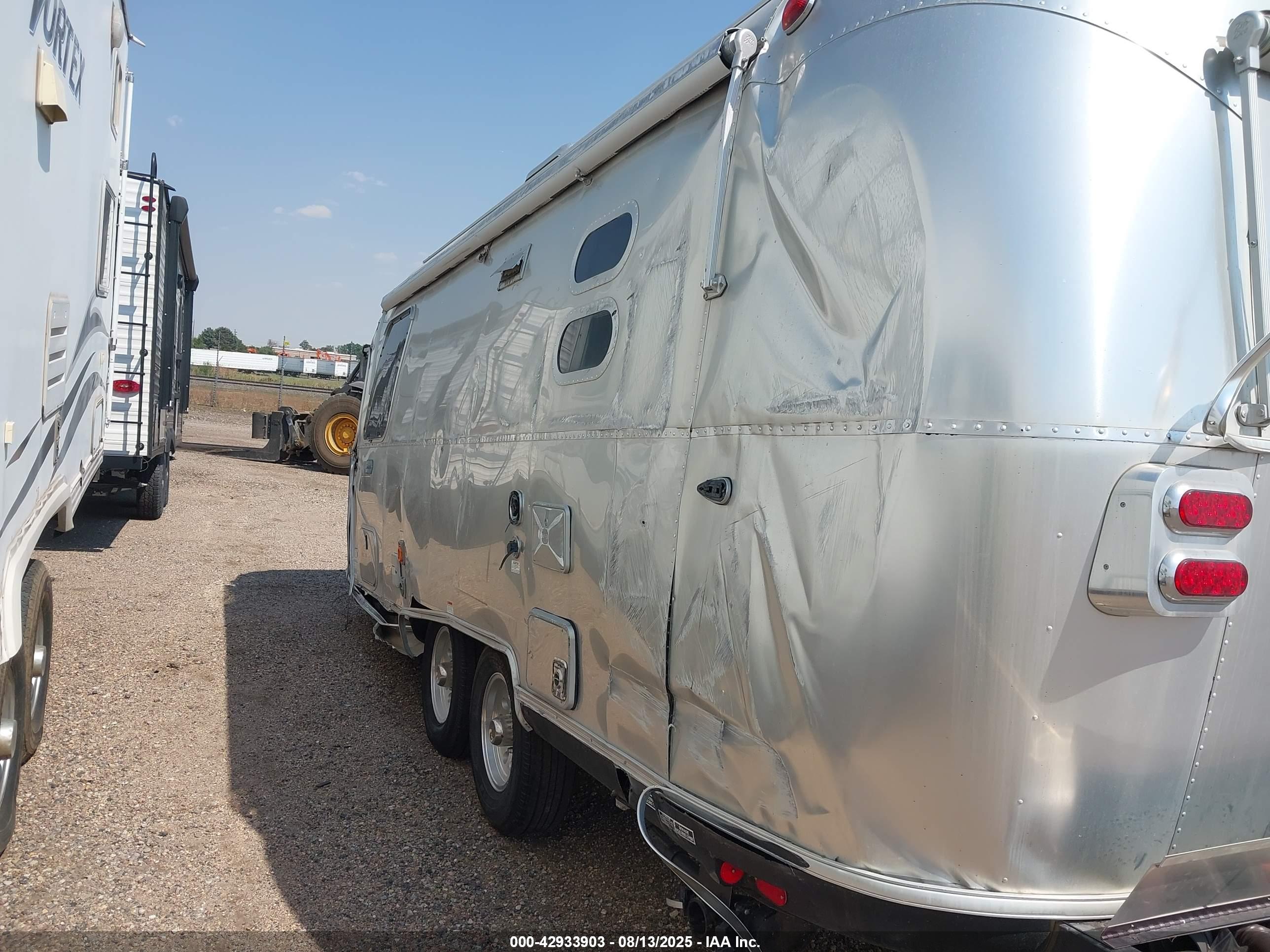 AIRSTREAM HUNTER image 6