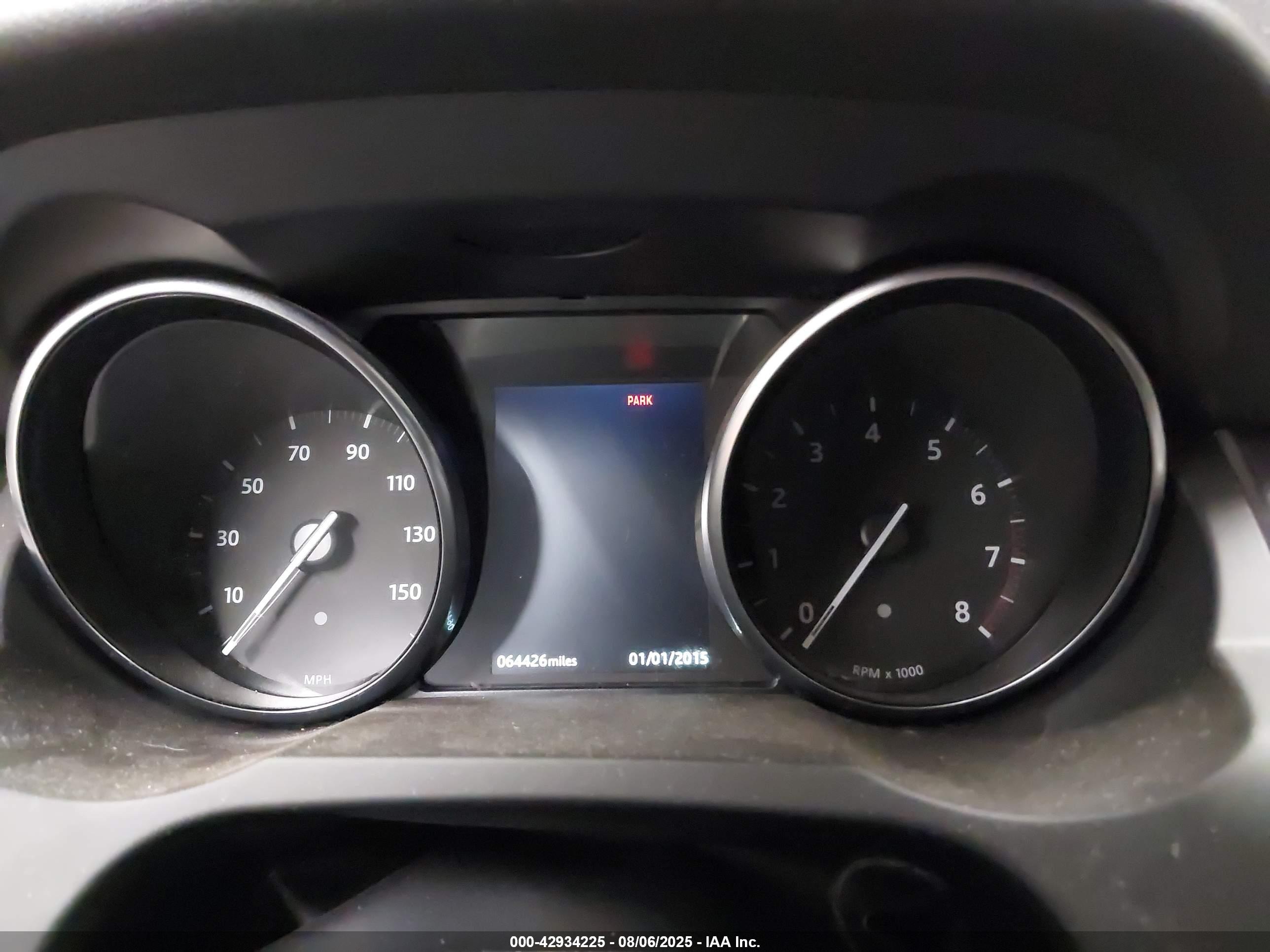 LAND ROVER image 7