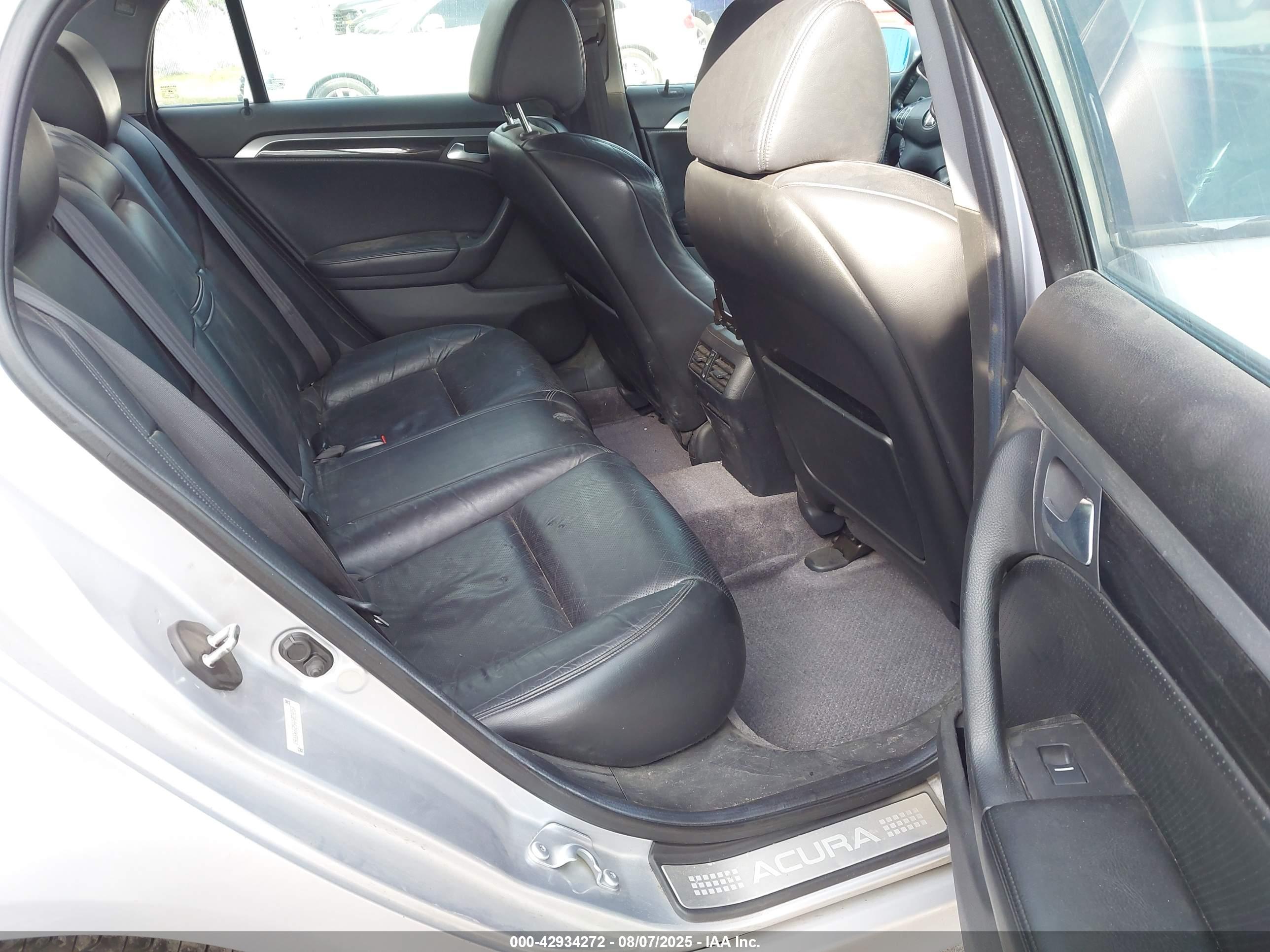 ACURA TL image 8