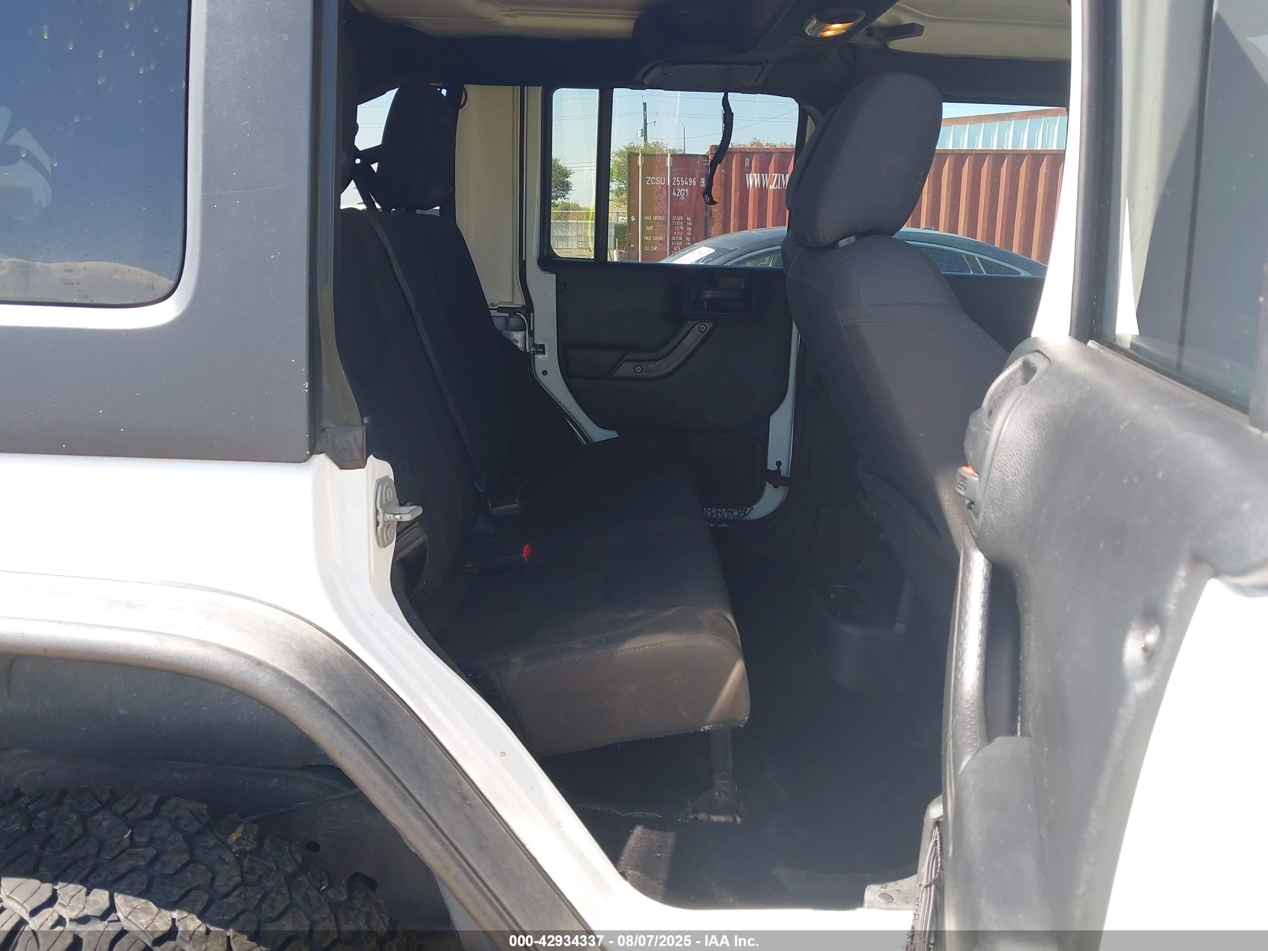 JEEP WRANGLER image 8