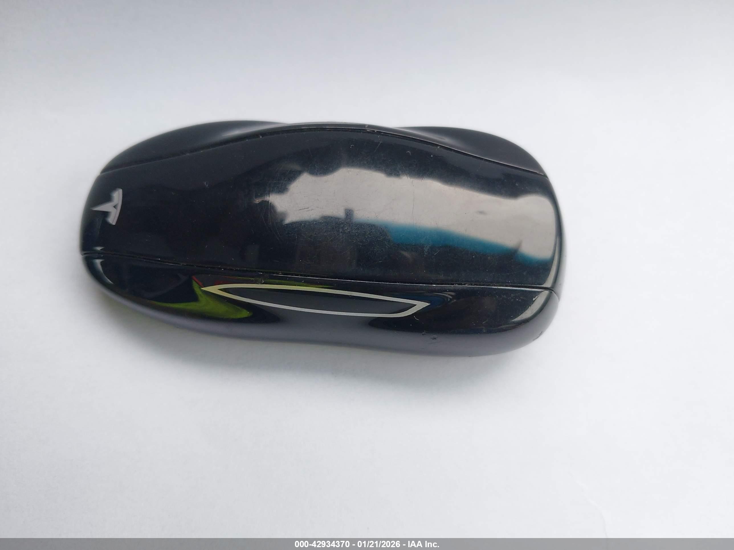 TESLA MODEL image 11