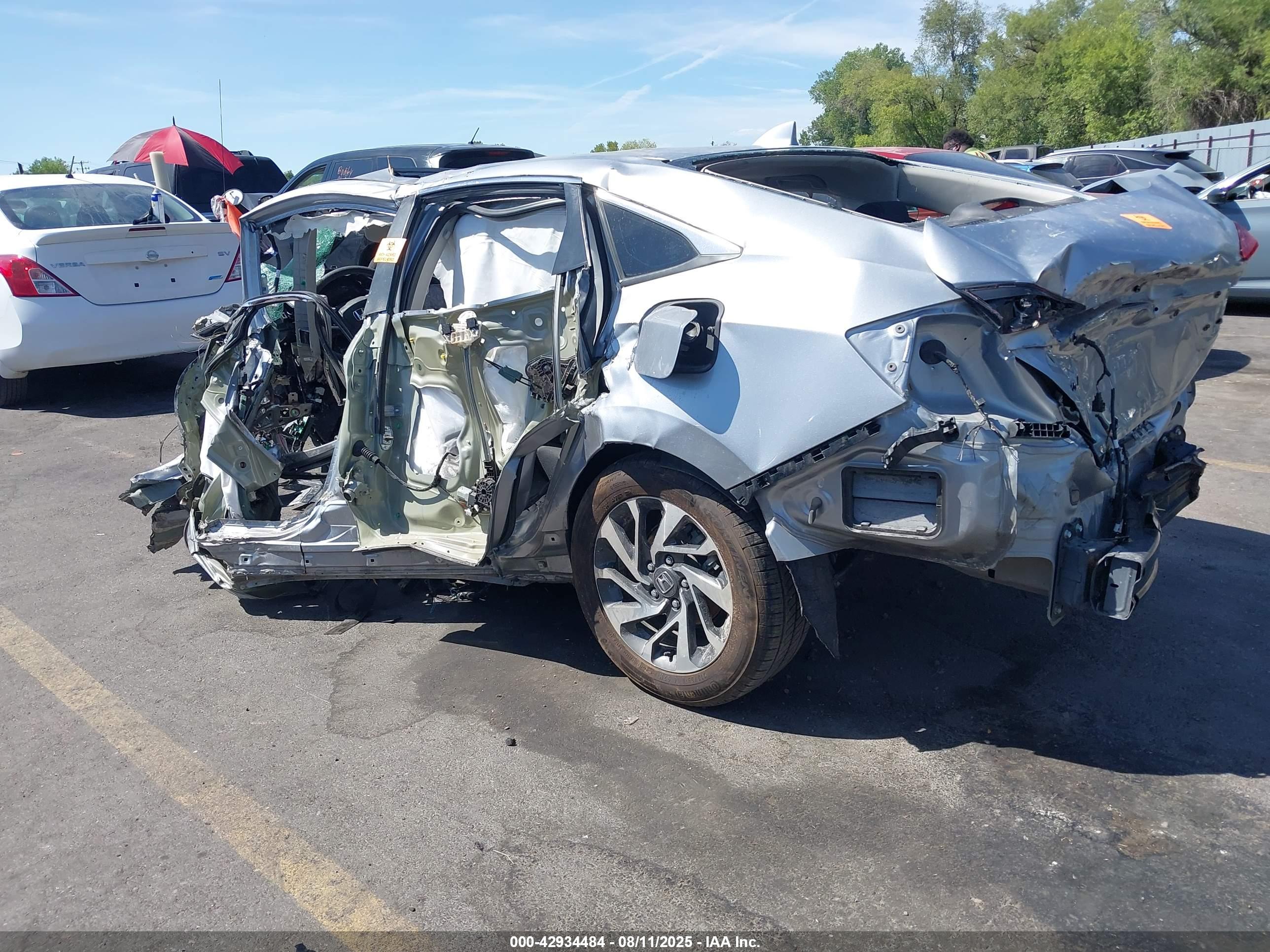 HONDA CIVIC image 3