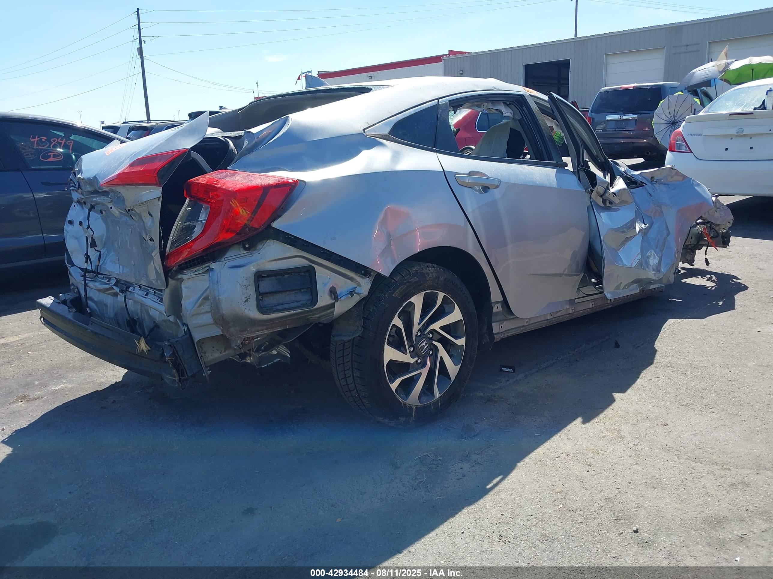 HONDA CIVIC image 4