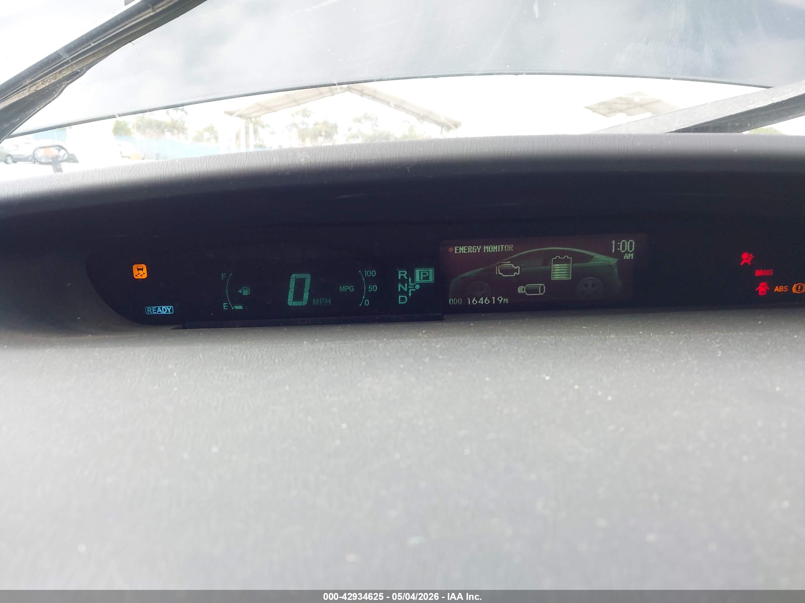 TOYOTA PRIUS image 7