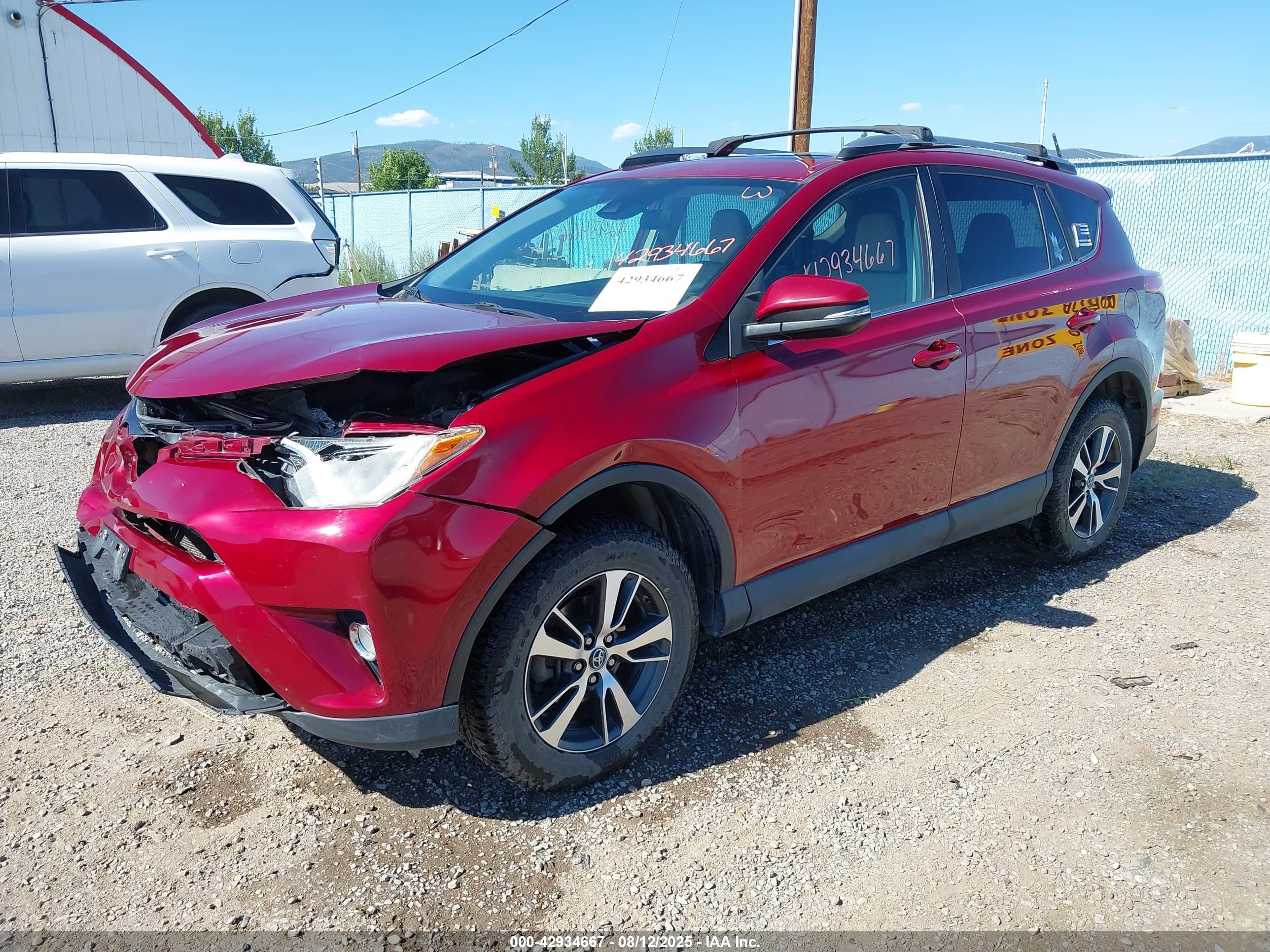TOYOTA RAV4 image 2