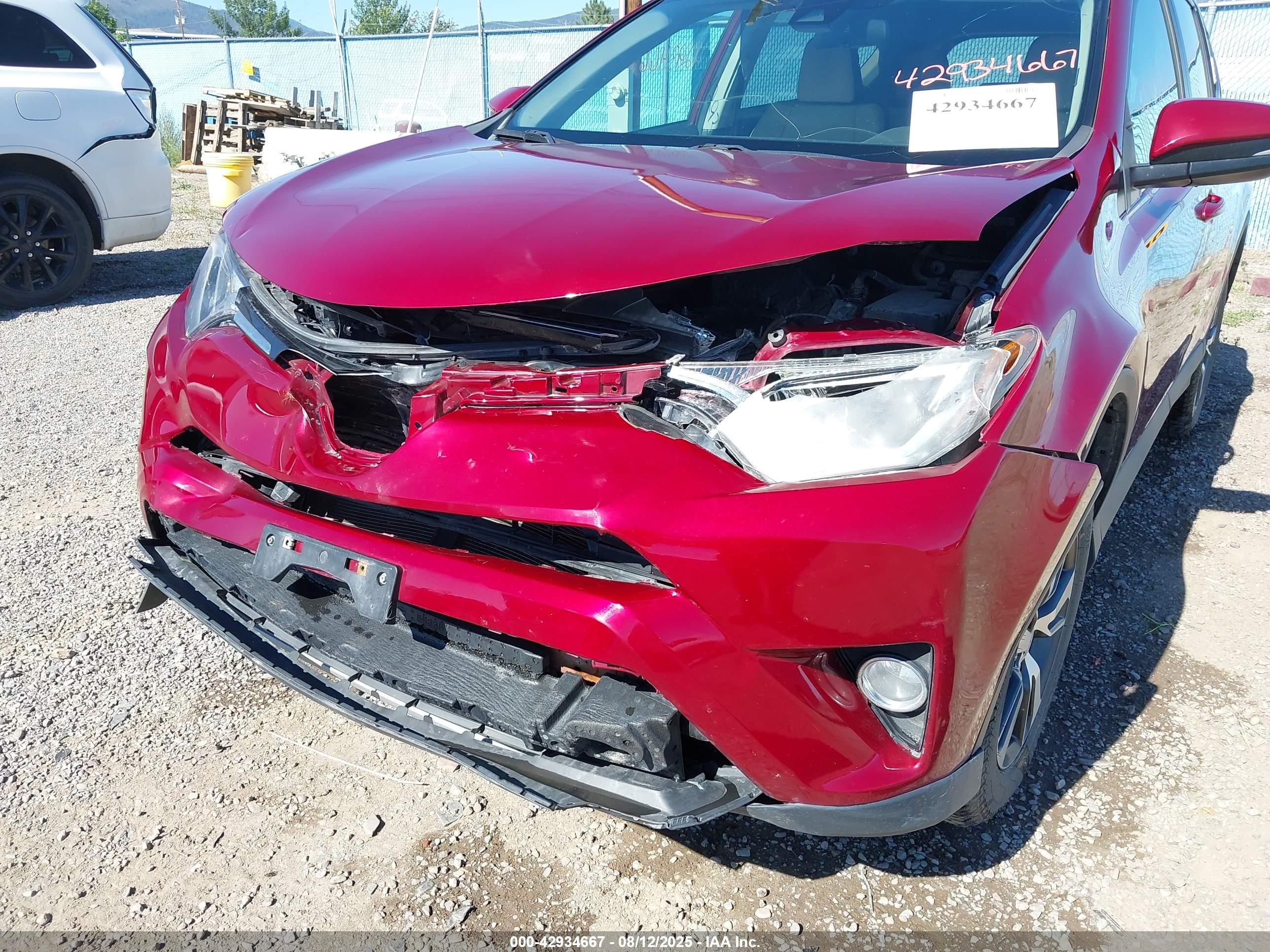 TOYOTA RAV4 image 6