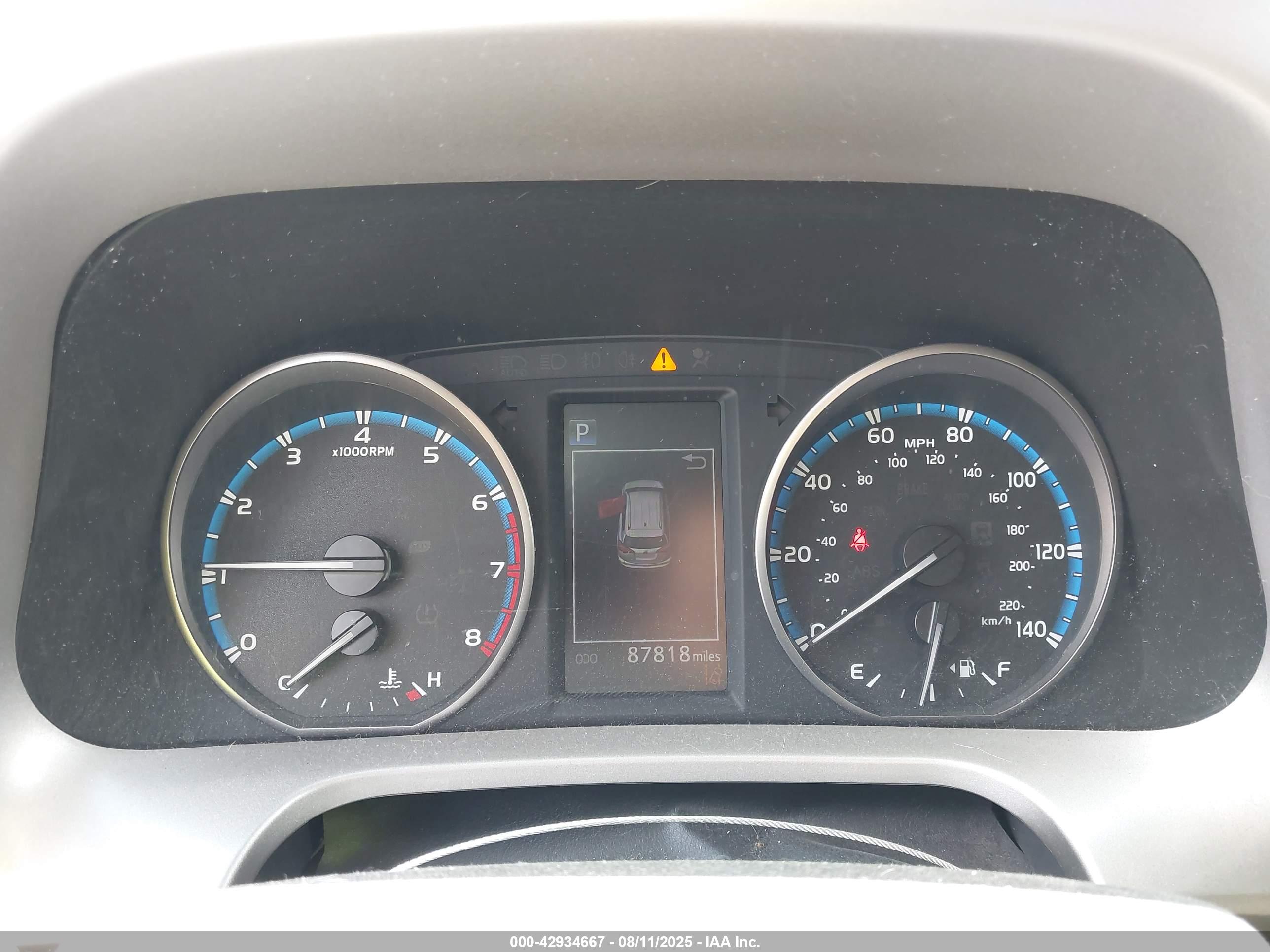 TOYOTA RAV4 image 7