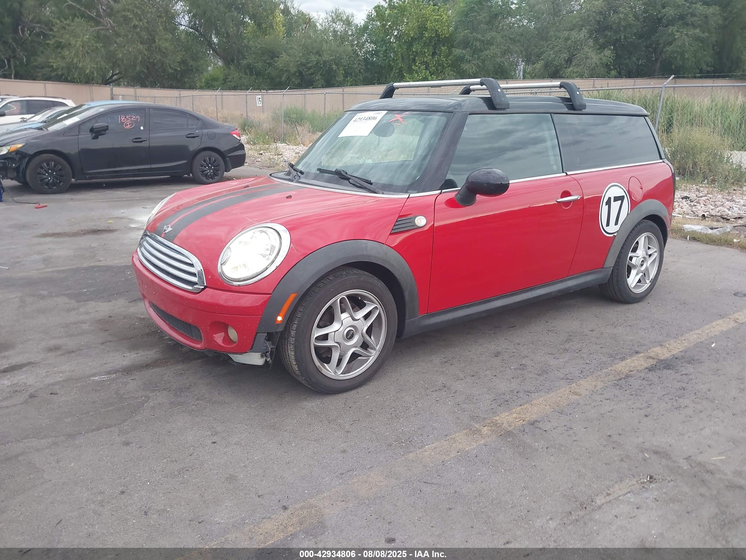 MINI COOPER image 2
