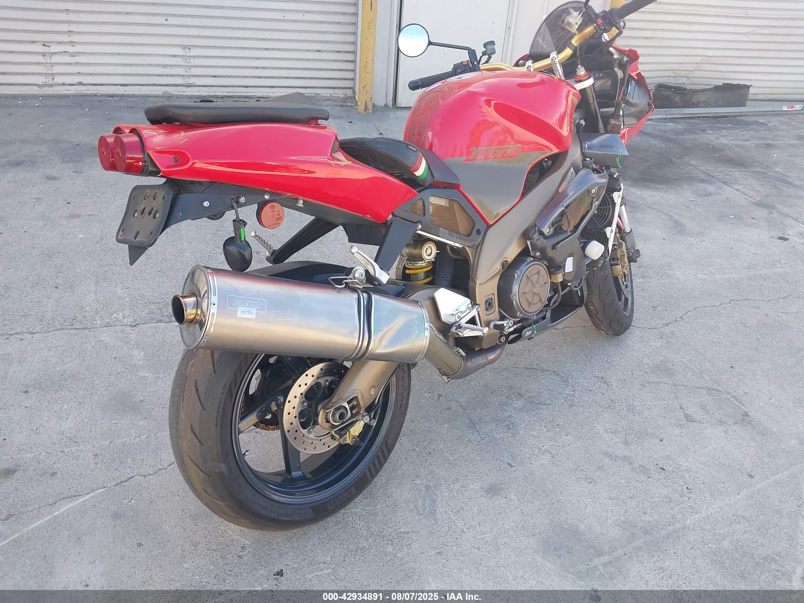 APRILIA TUONO image 4