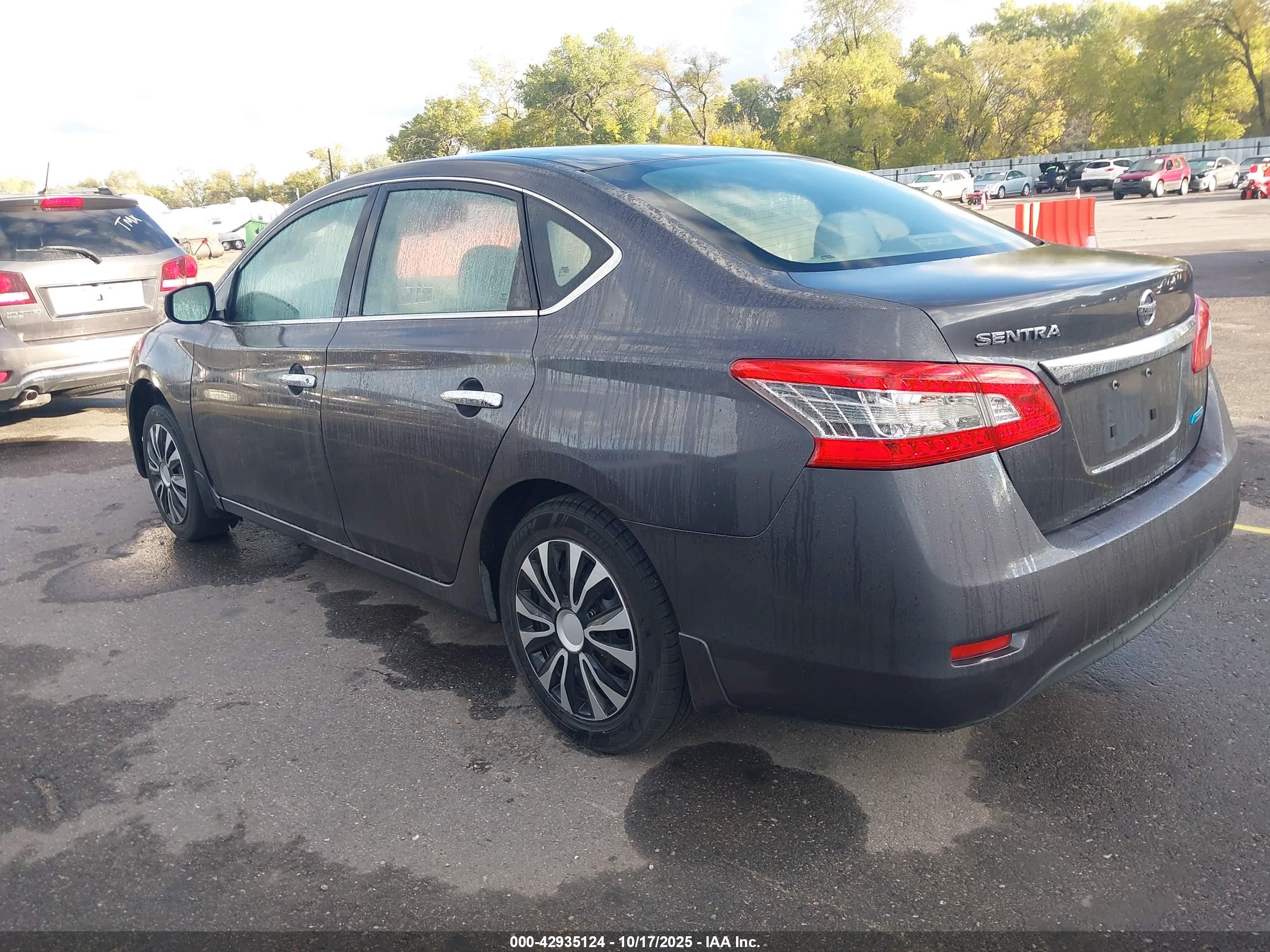 NISSAN SENTRA image 3