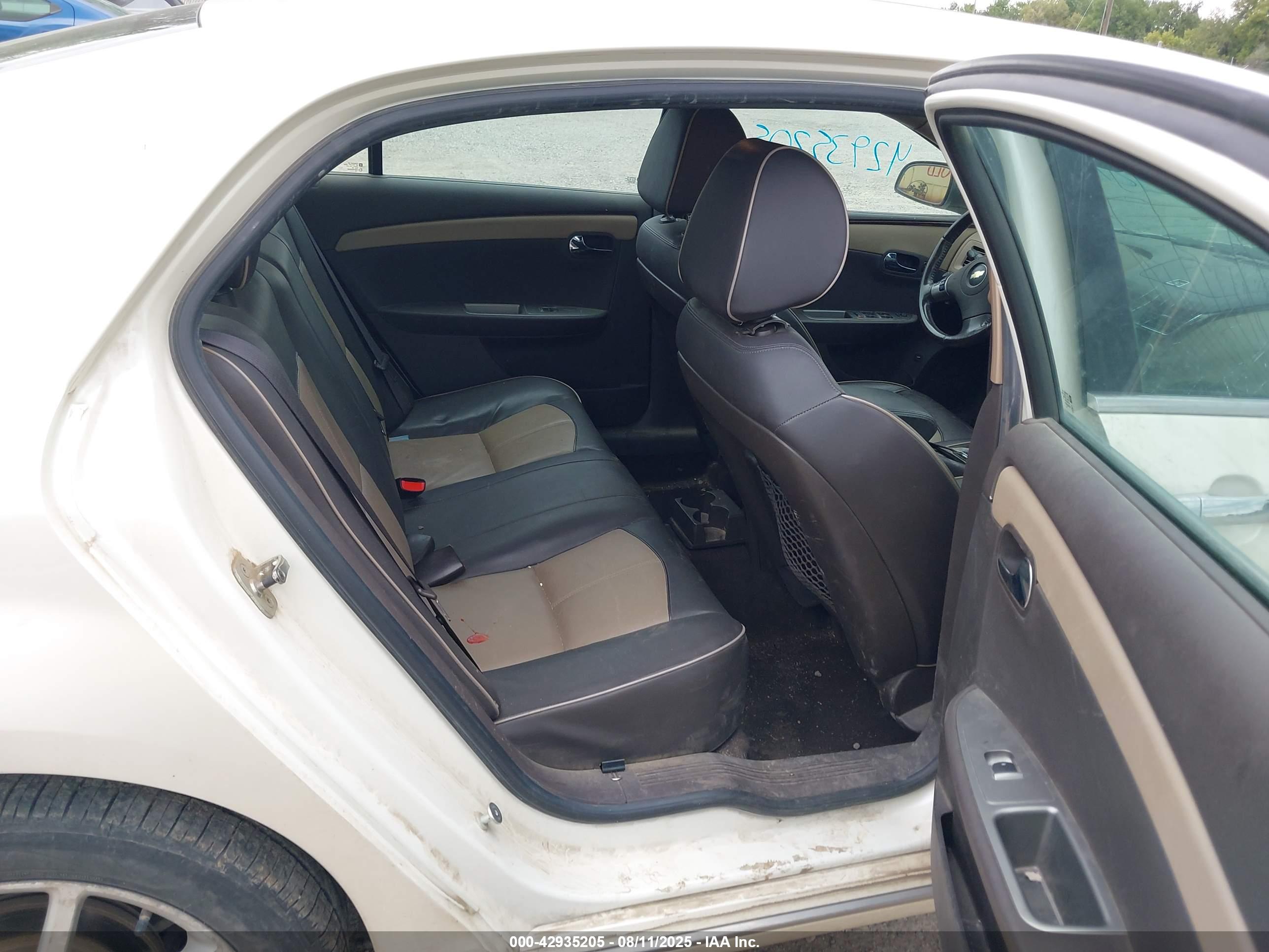 CHEVROLET MALIBU image 8
