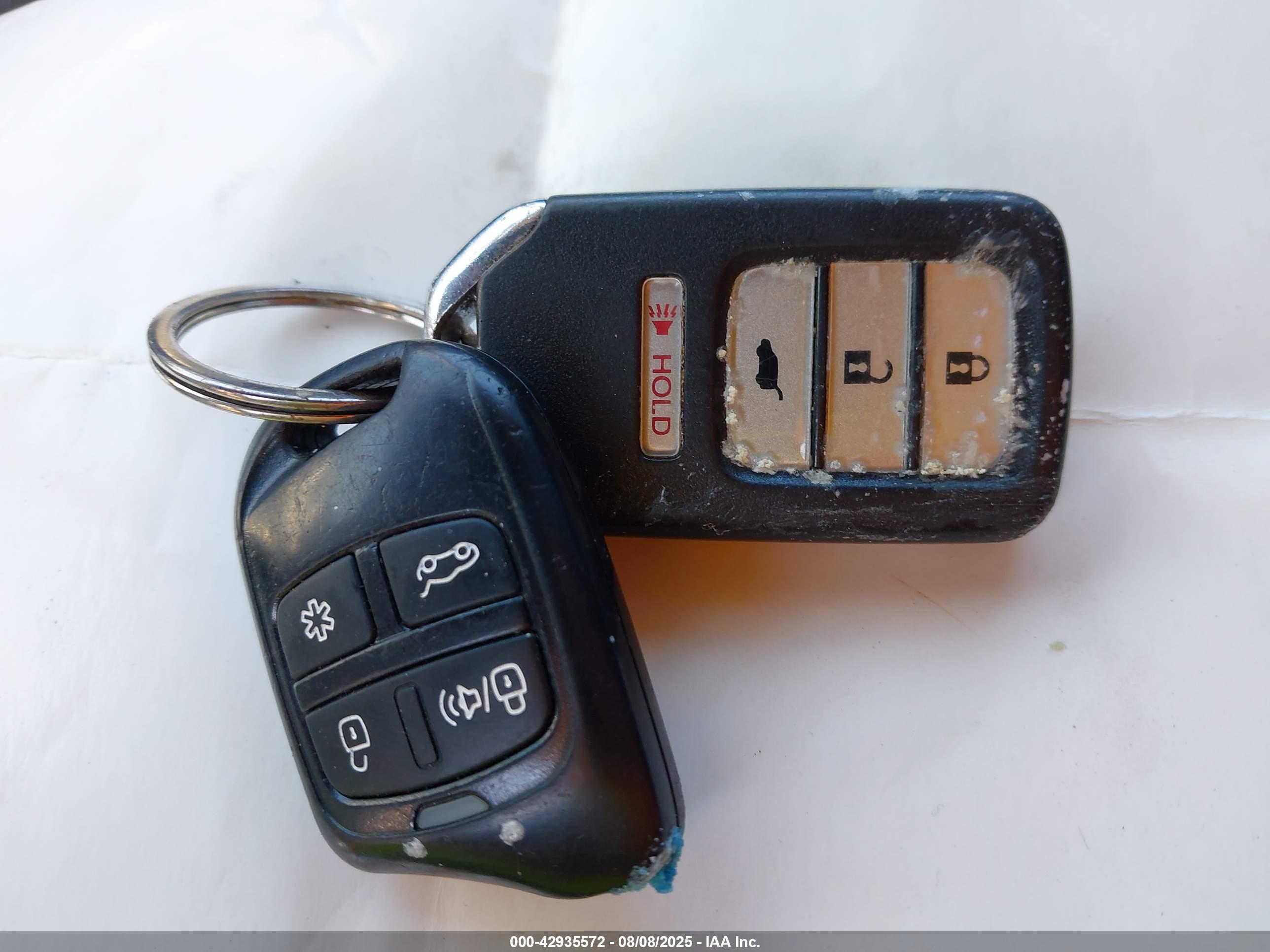HONDA CR-V image 11