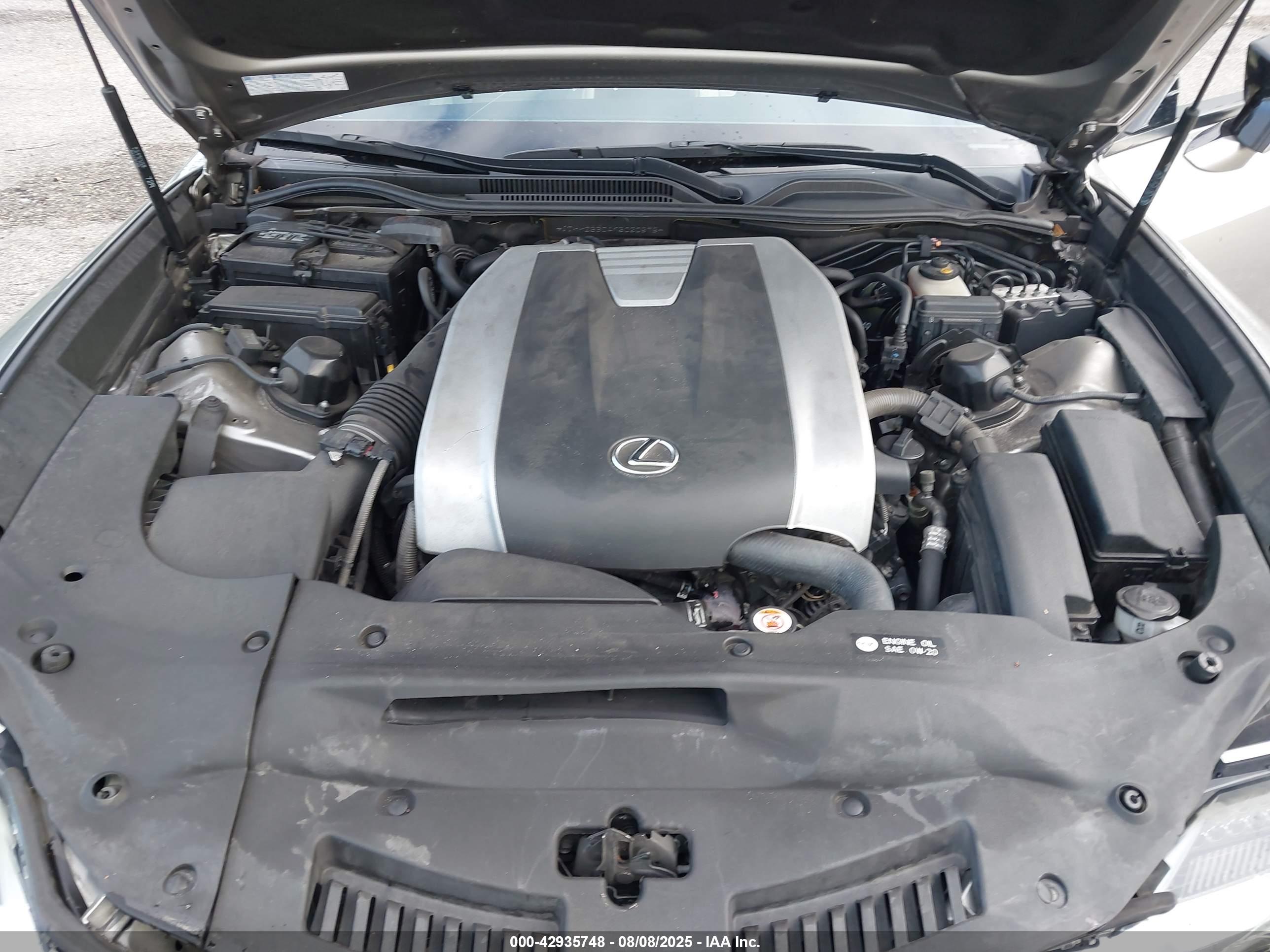 LEXUS RC image 10