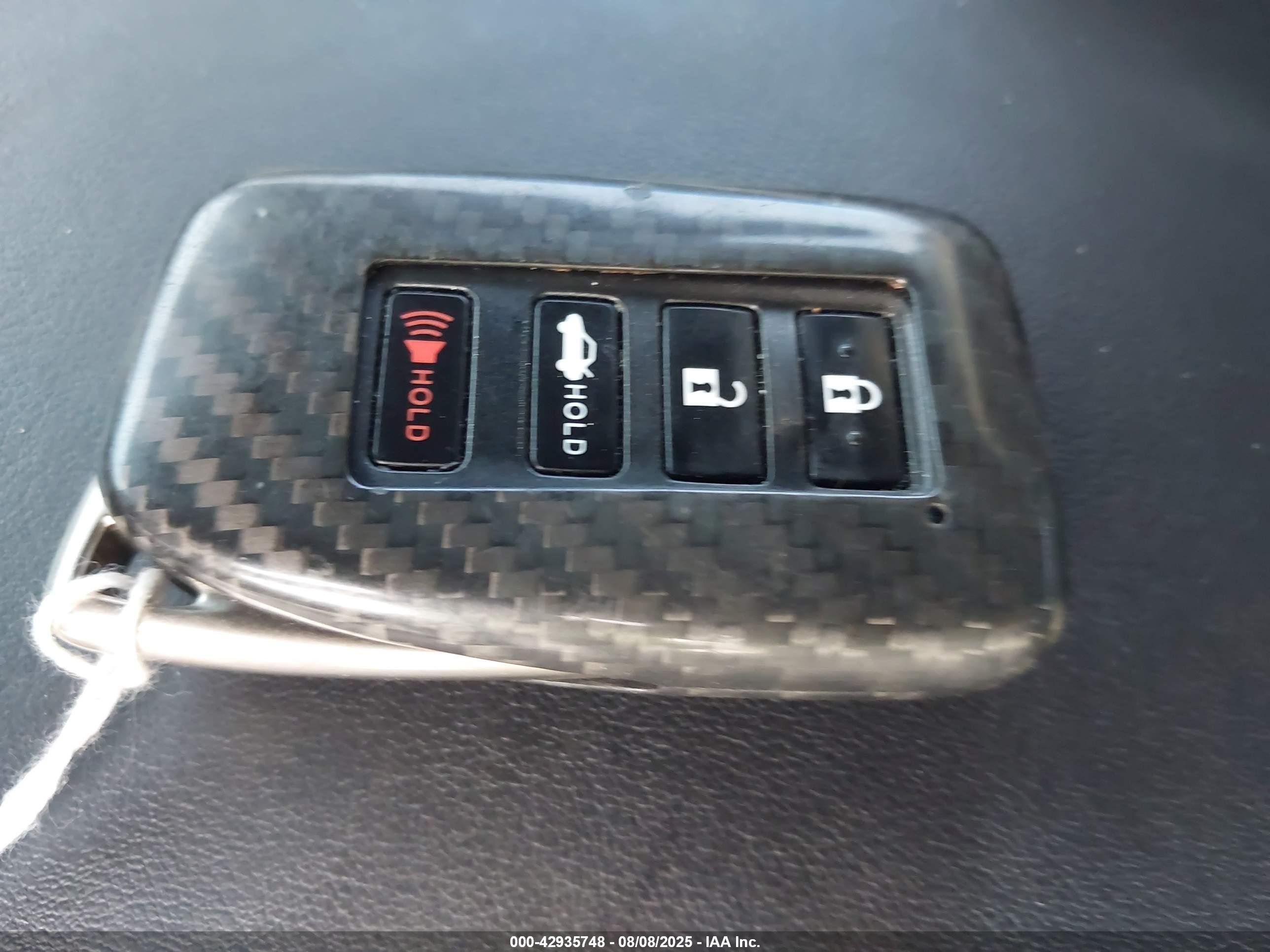 LEXUS RC image 11