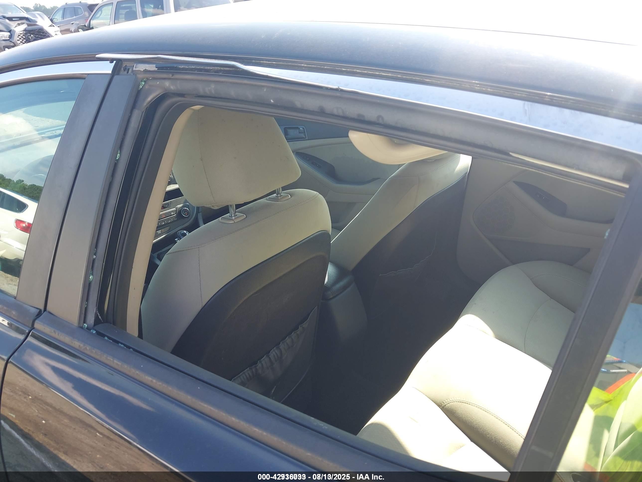 KIA OPTIMA image 6