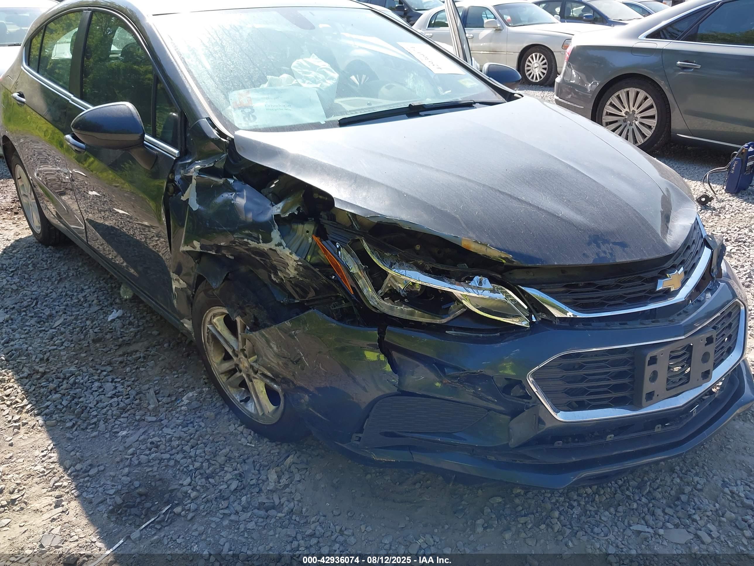 CHEVROLET CRUZE image 6