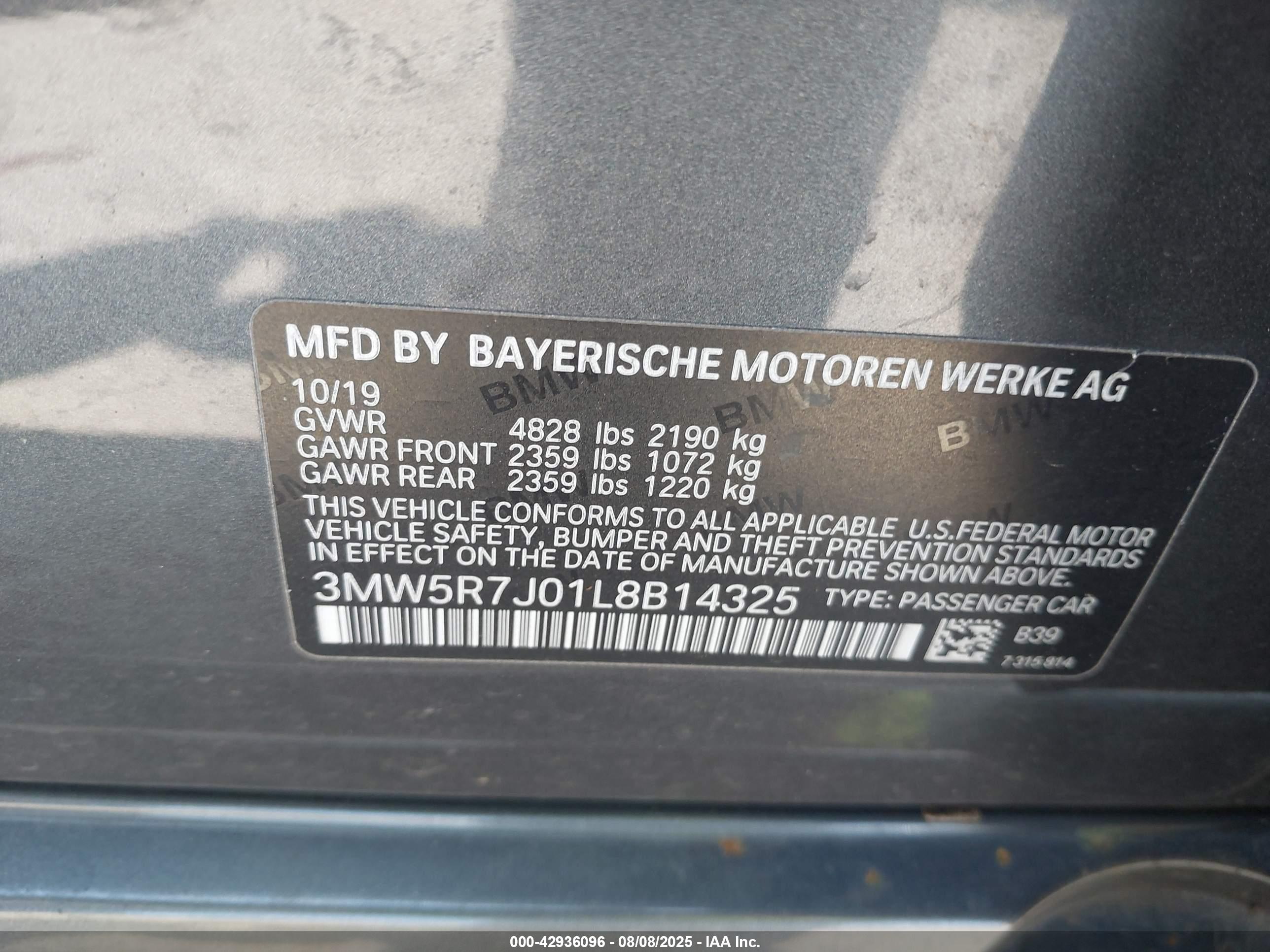 BMW 330I image 9