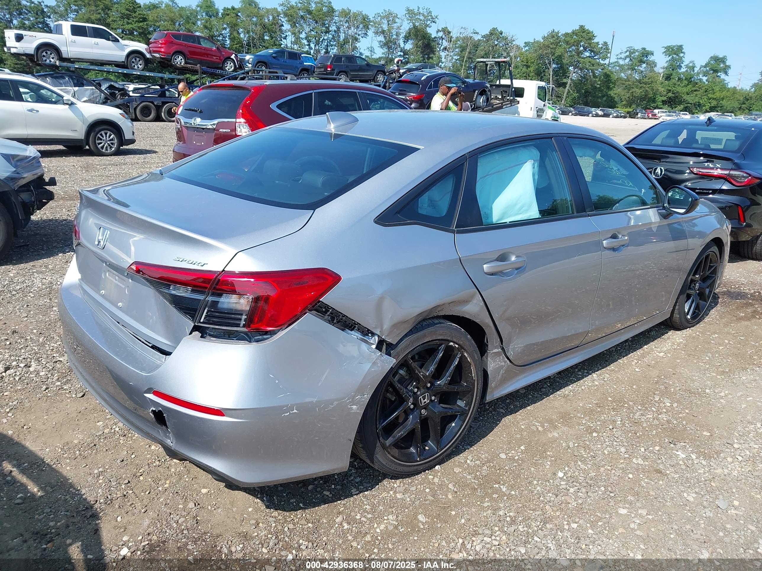HONDA CIVIC image 4