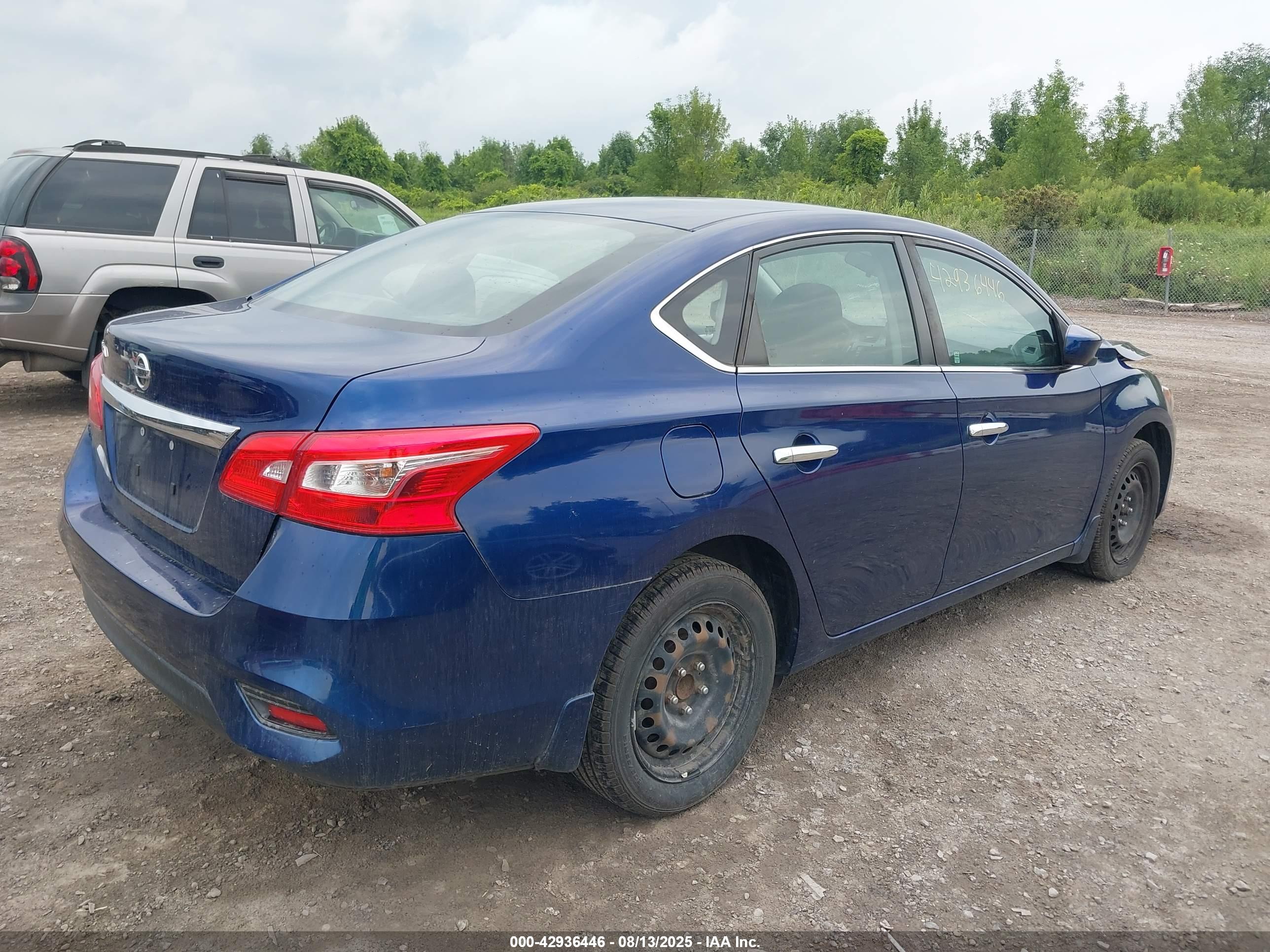 NISSAN SENTRA image 4