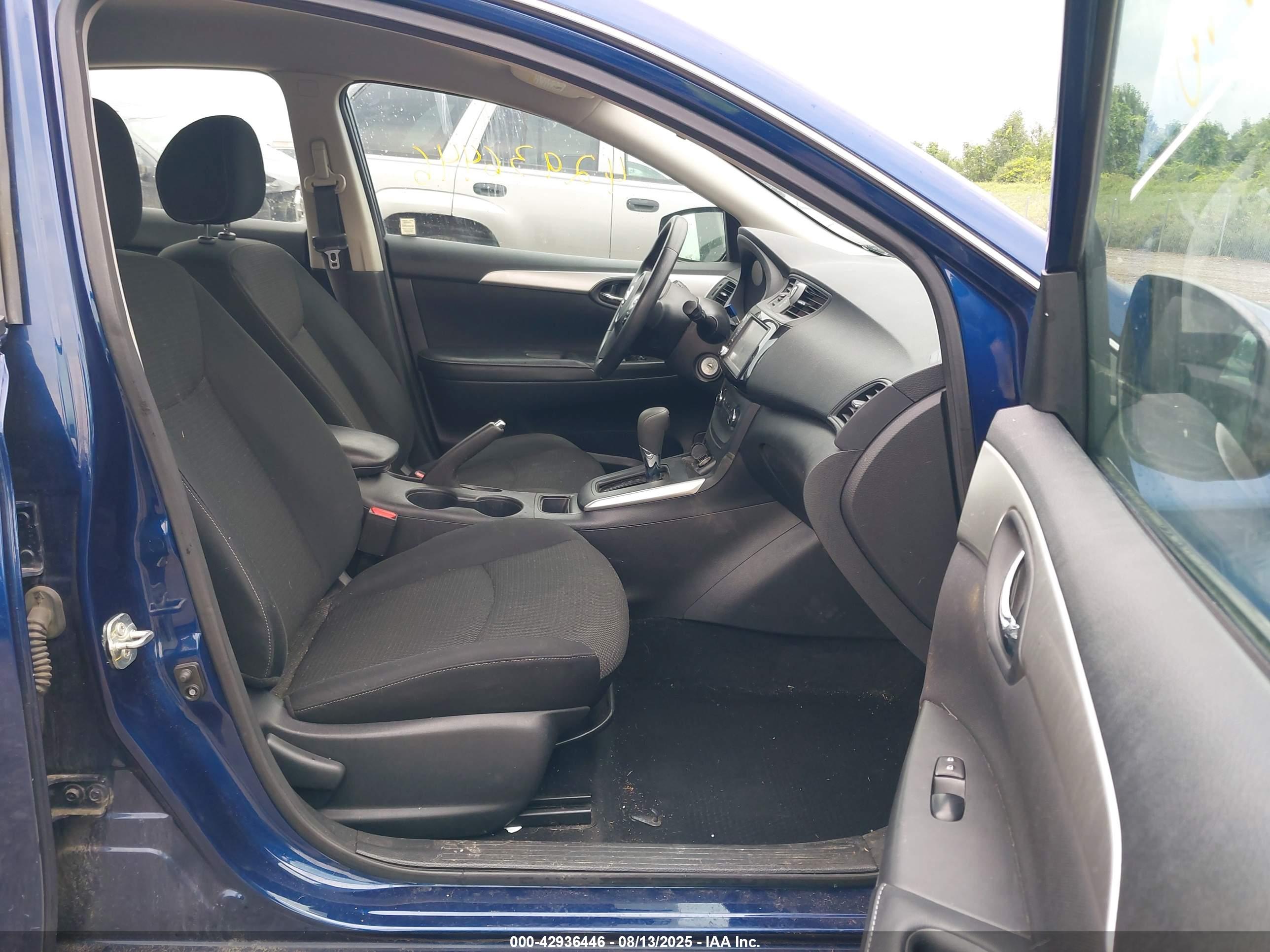 NISSAN SENTRA image 5