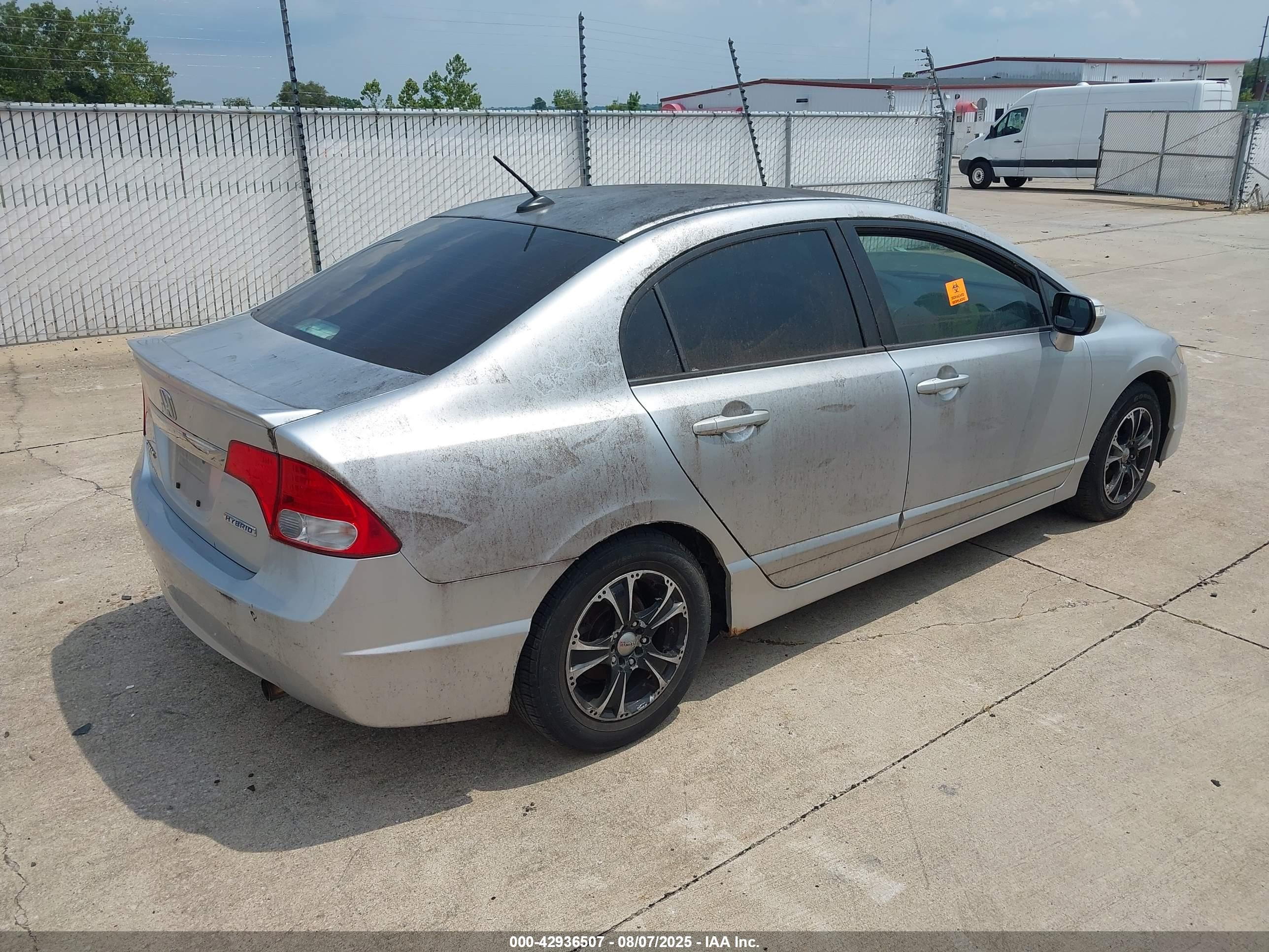 HONDA CIVIC image 4