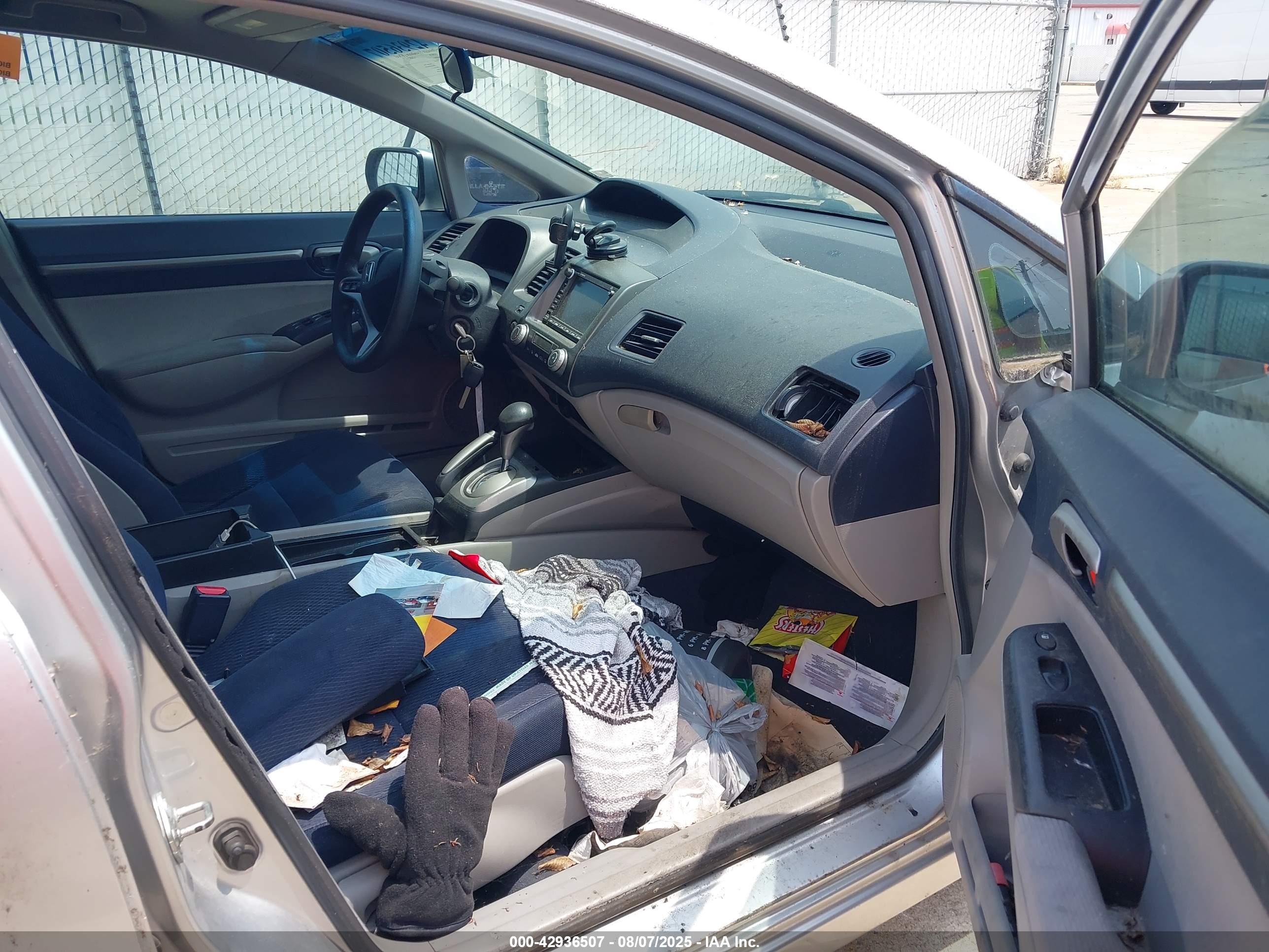 HONDA CIVIC image 5